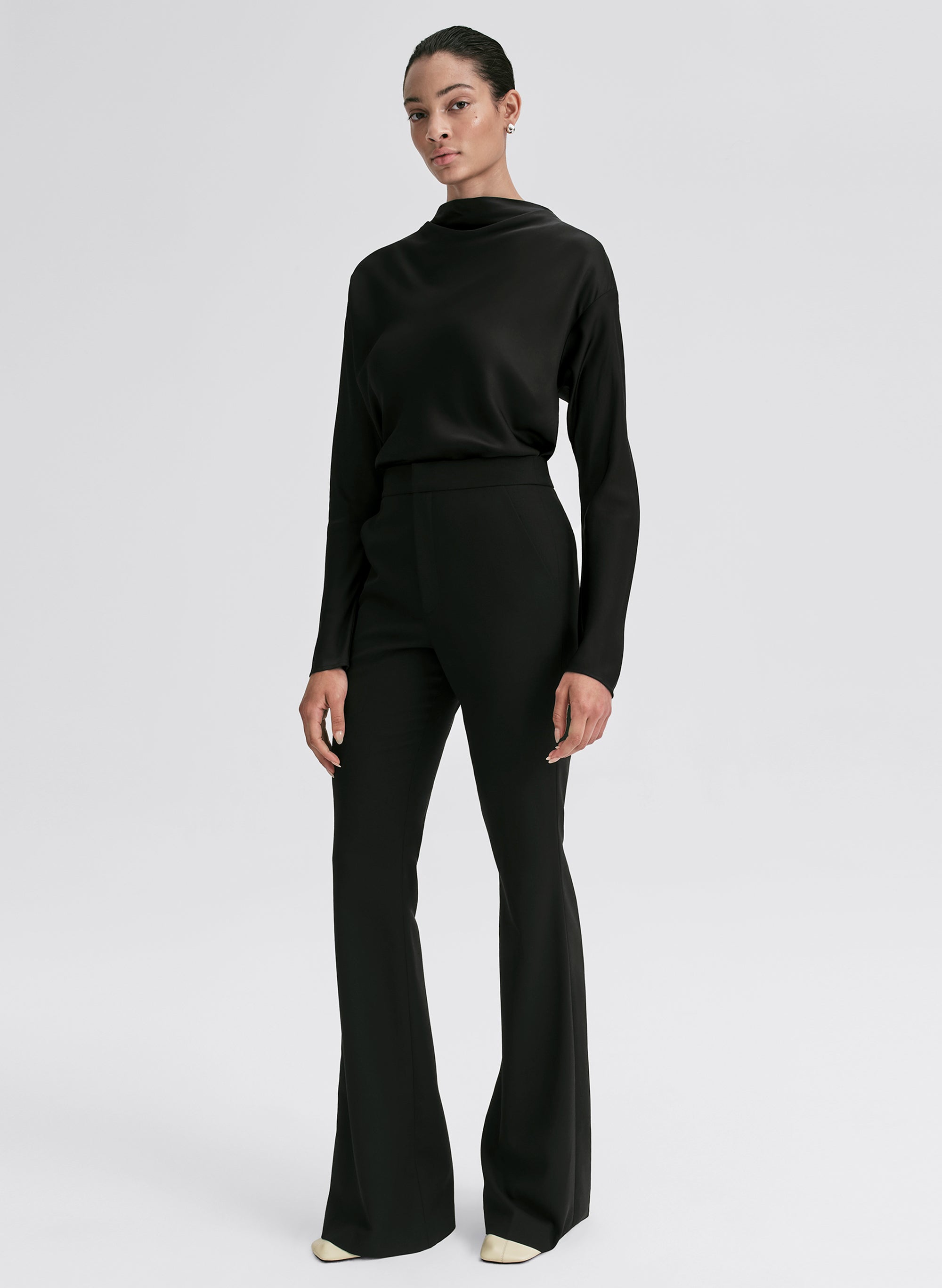Sophie Stretch Tailored Pant — detail closeup