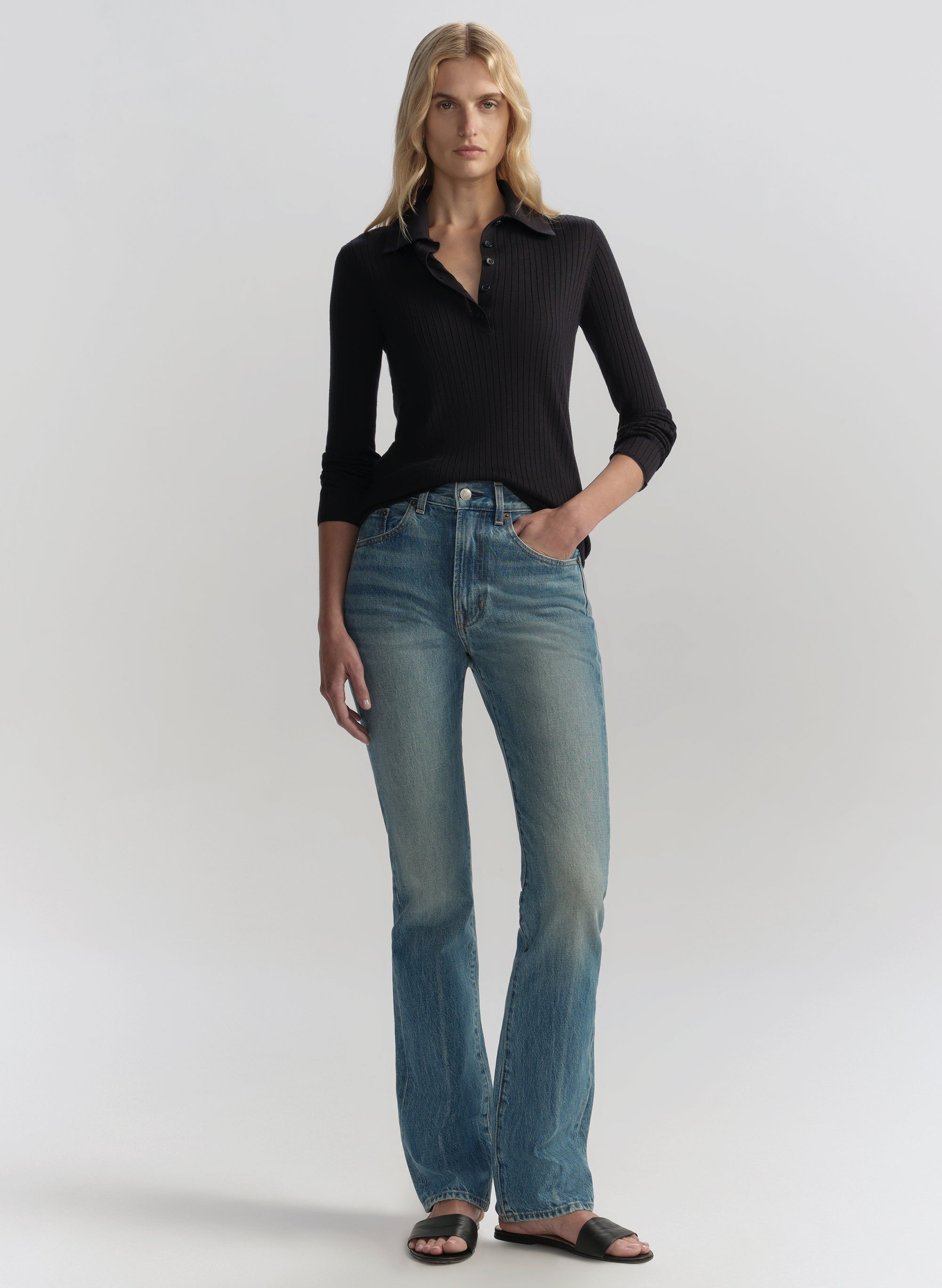 The 917 Slim Straight Jean