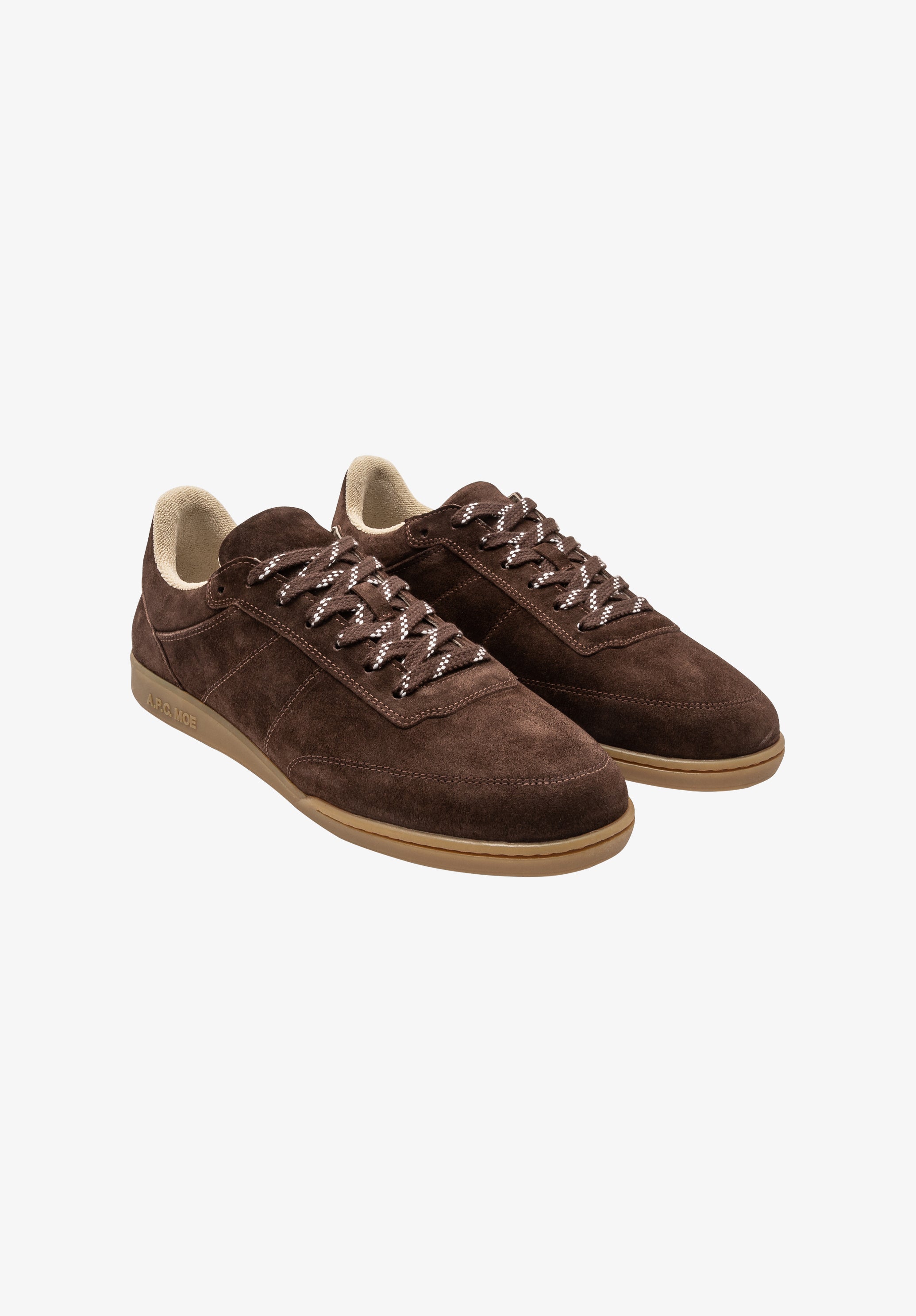 Top view with flat laces.