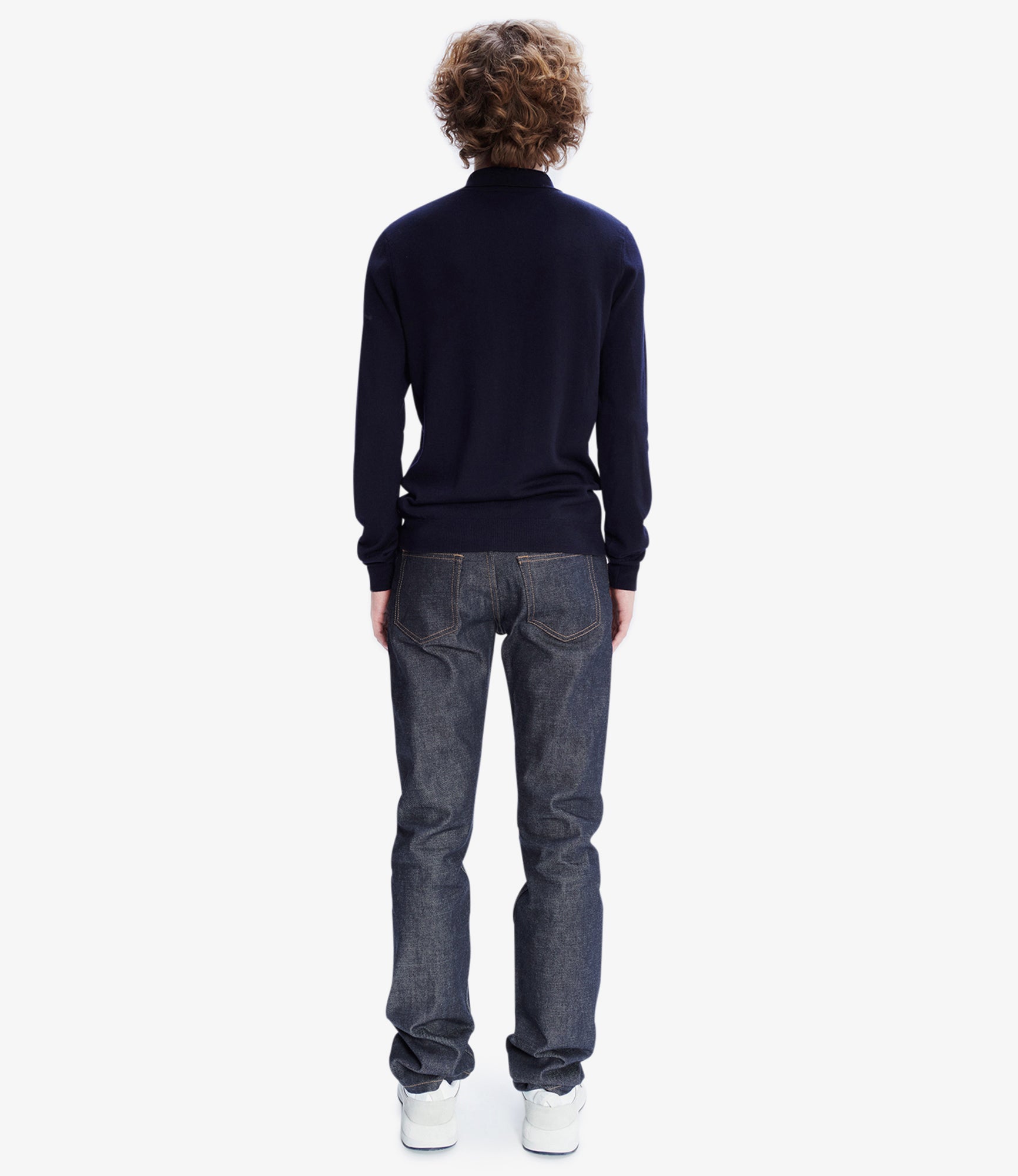 Side profile with narrow leg opening.