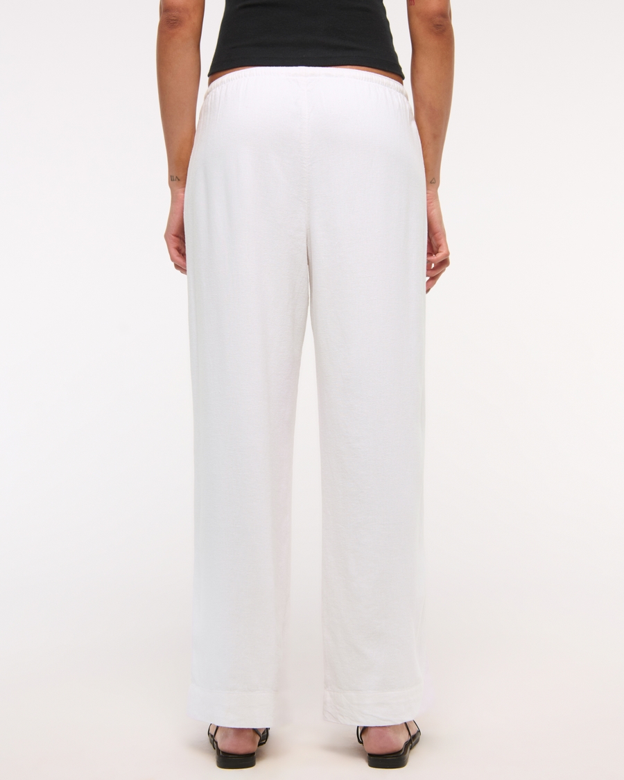 drawcord waistband detail