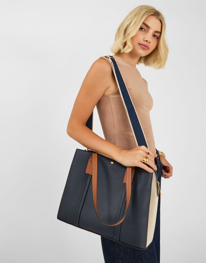 On-model crossbody scale