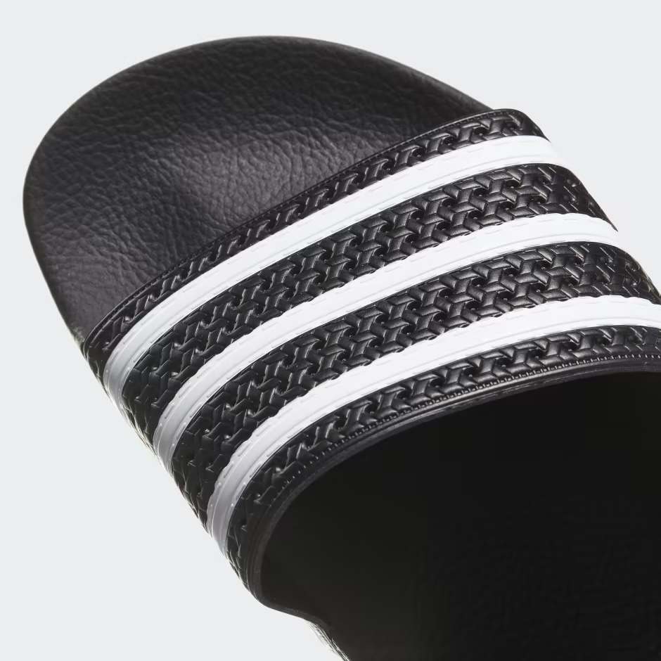 Bandage upper closeup