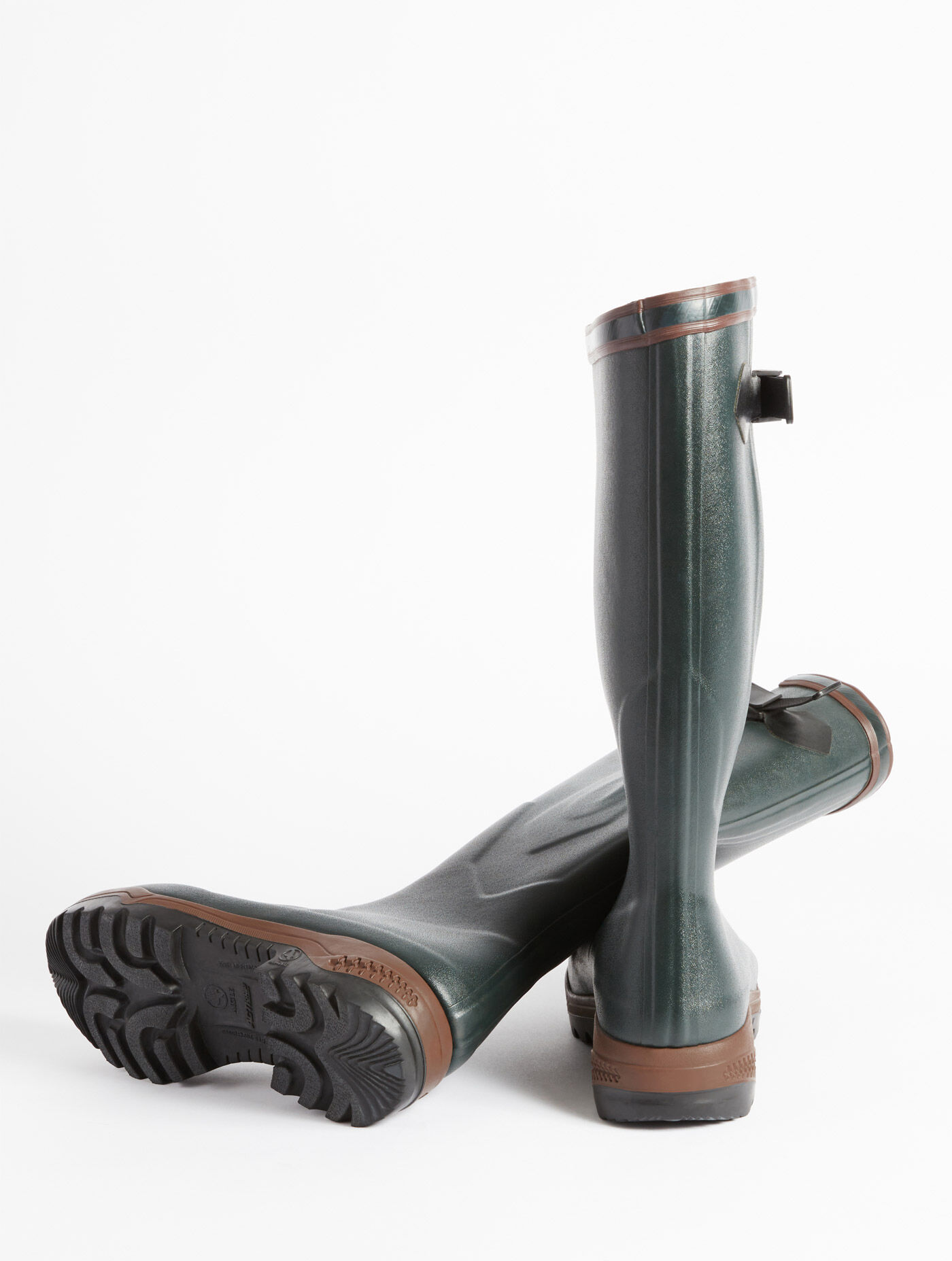 lugged sole and heel detail