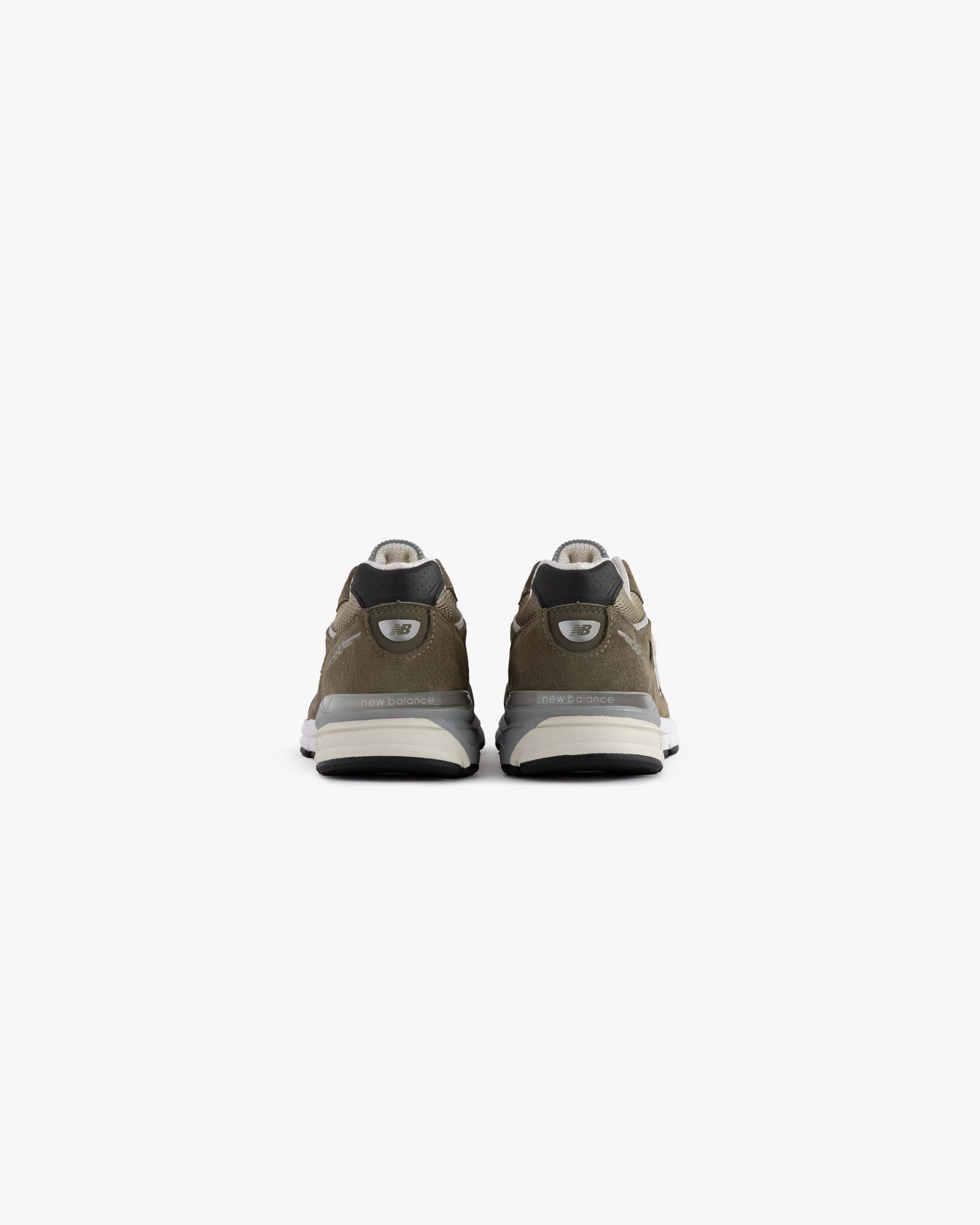ALD / New Balance 990v4 — profile/detail view