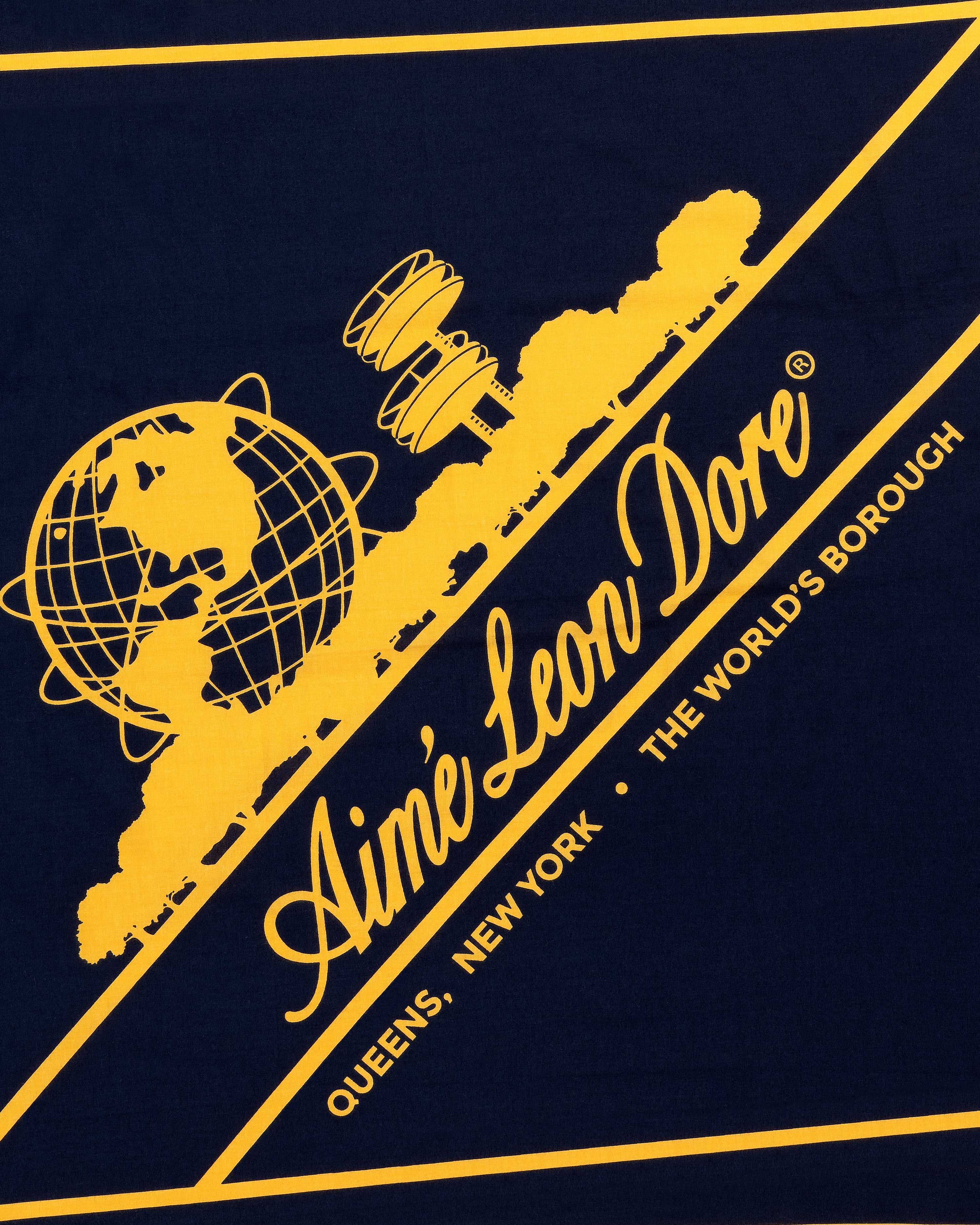 Unisphere Bandana — on-body styling view