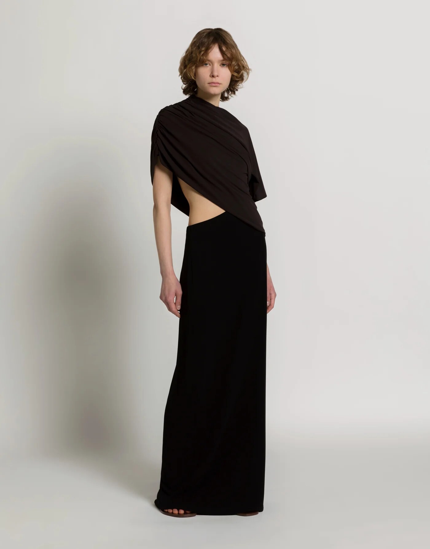 Draped long dress with cut-out