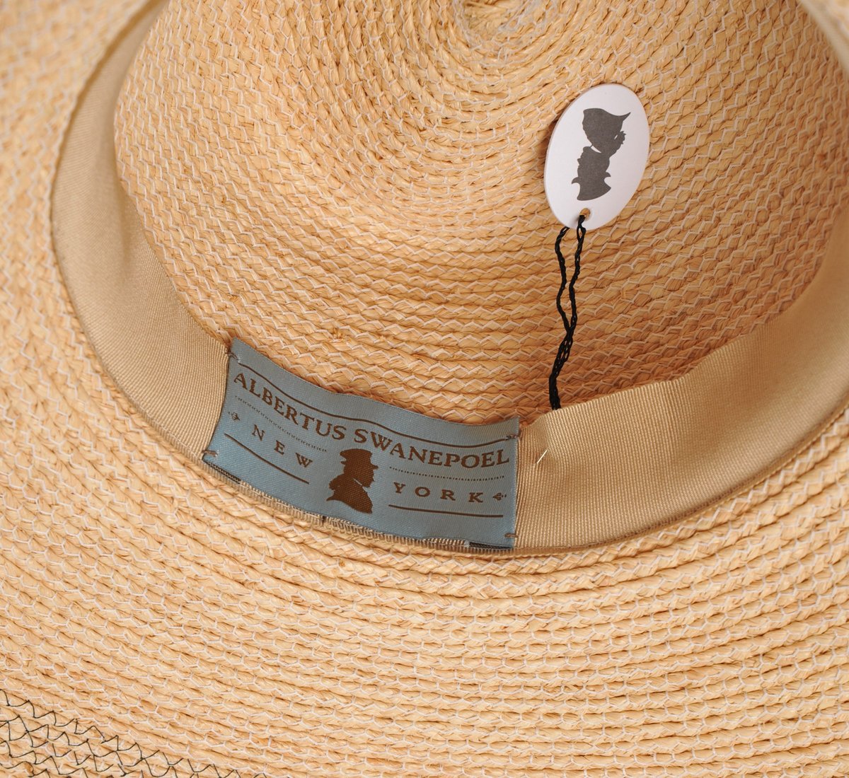 interior label detail