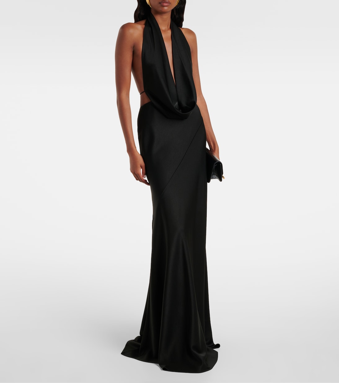 model back view with self-tie straps