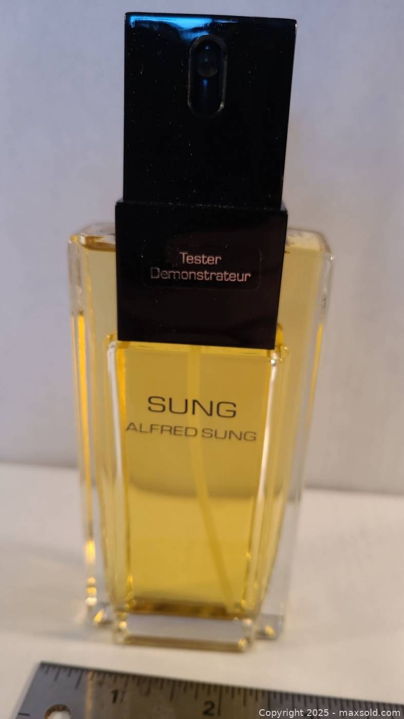 amber bottle view