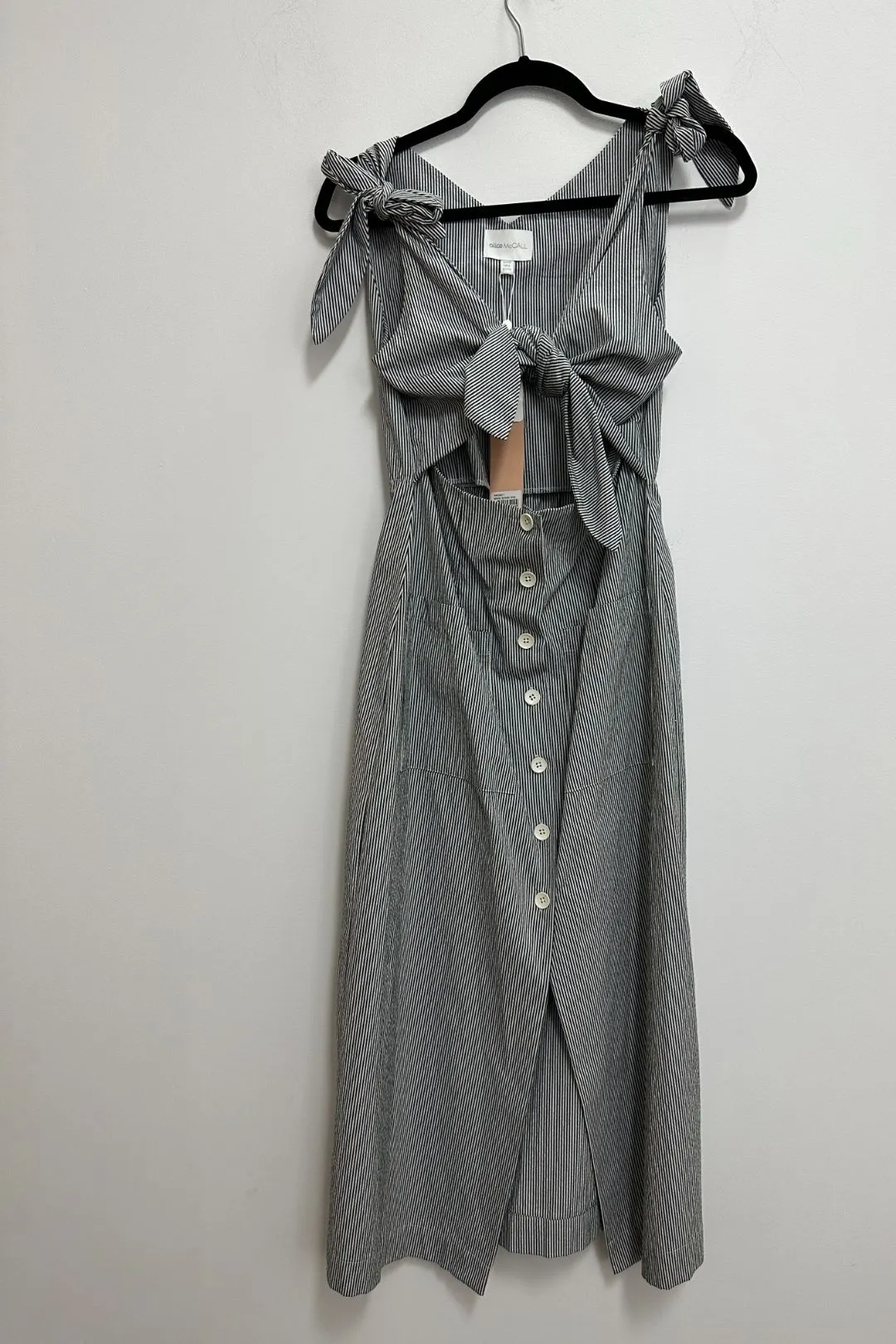 Hanger front view