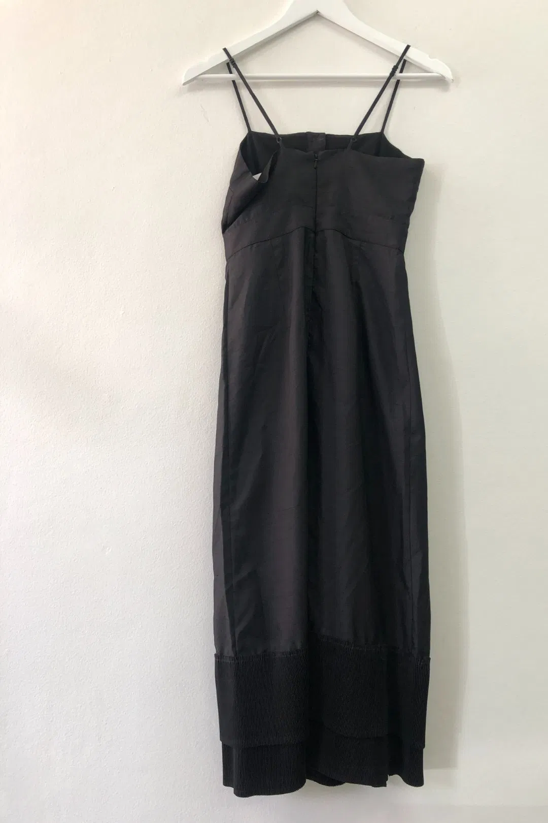 Hanger back view