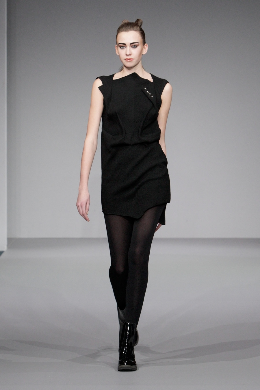 bold geometric knit look 6