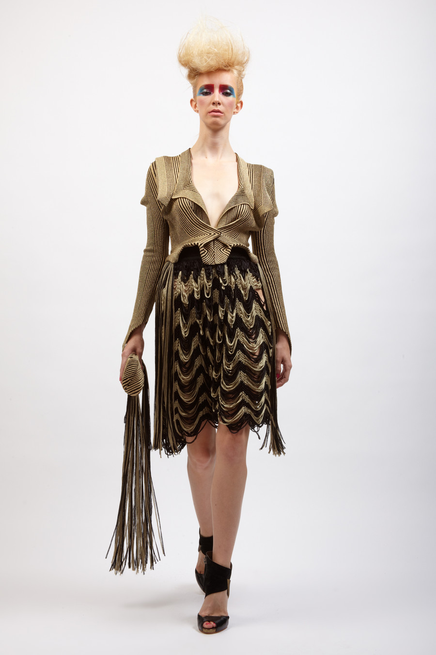 interstellar patterned knit look 3