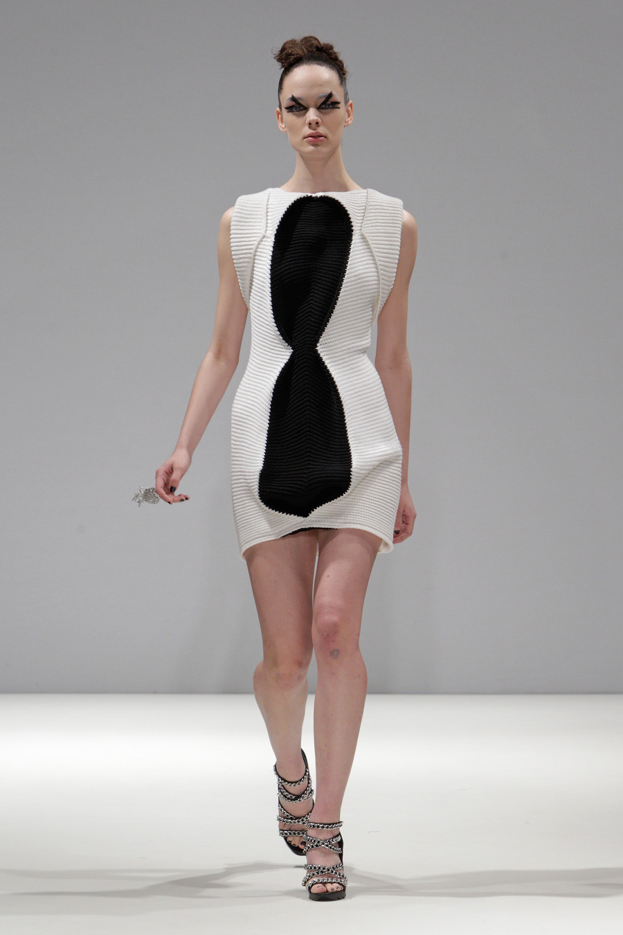 void-inspired knit look 4