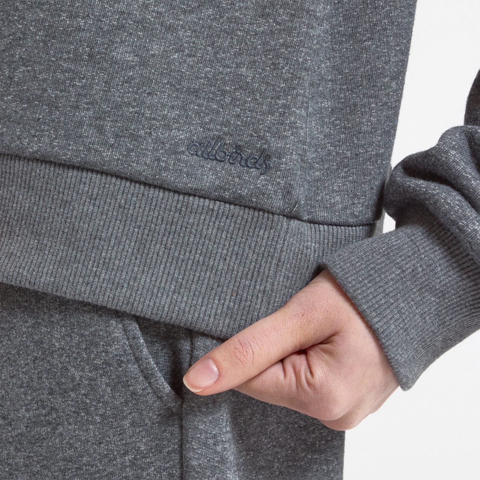 hem and sleeve detail