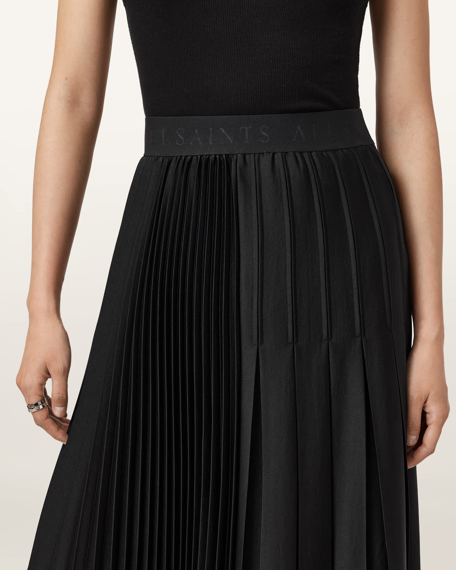 waist detail