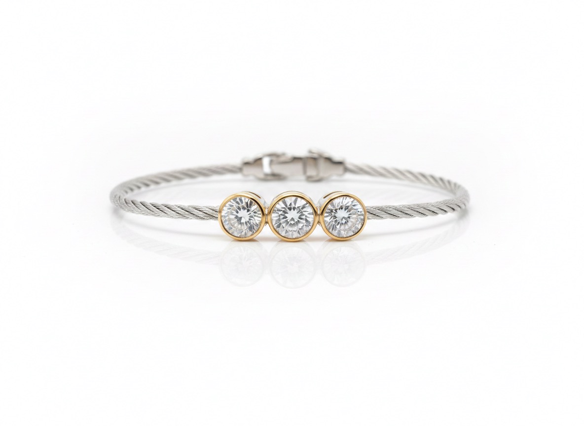 3-stone Day Diamond bangle
