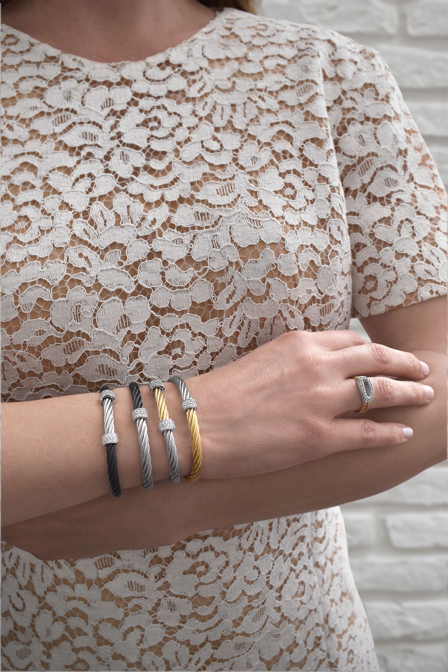grey and yellow colorblock option