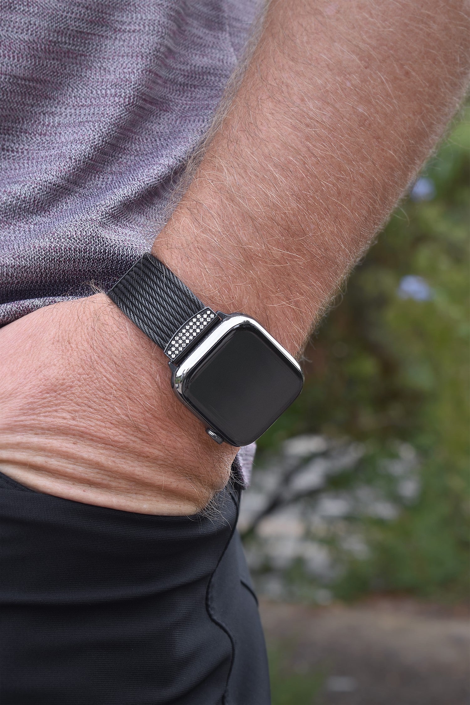 watch band worn with Apple Watch face