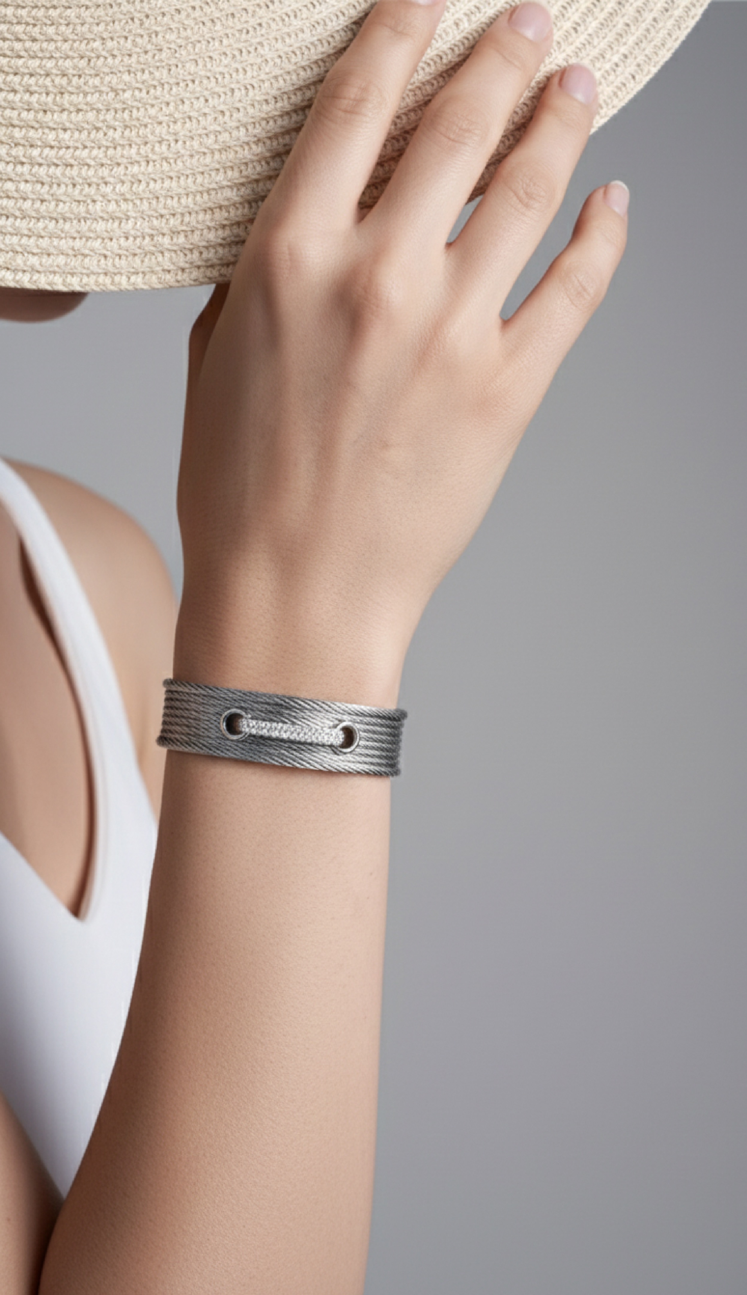 close view of the laced-through diamond design