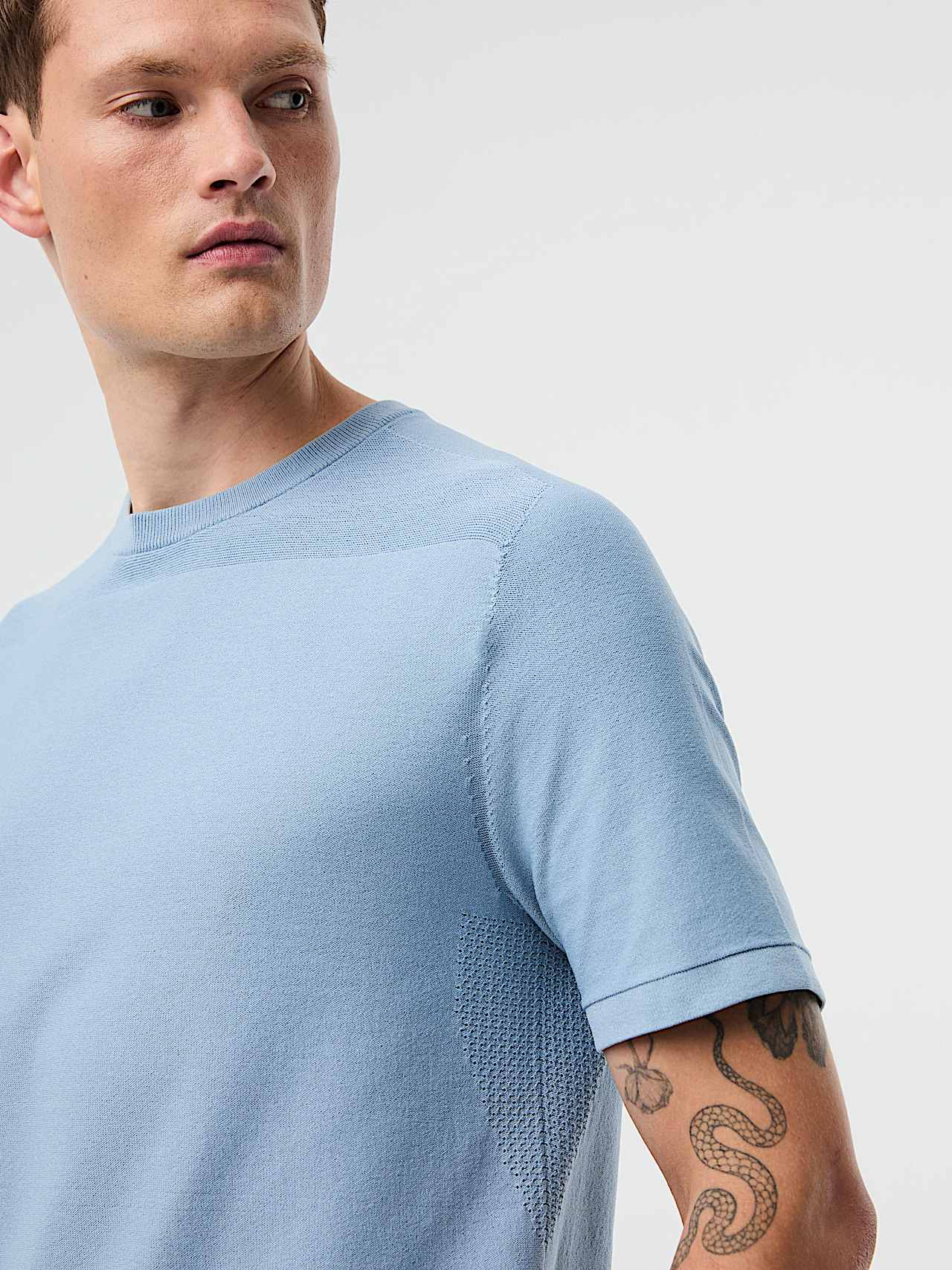 FOSOS V5.Y10.01 | 3D Performance Knit T-Shirt in Clouded Blue for Men