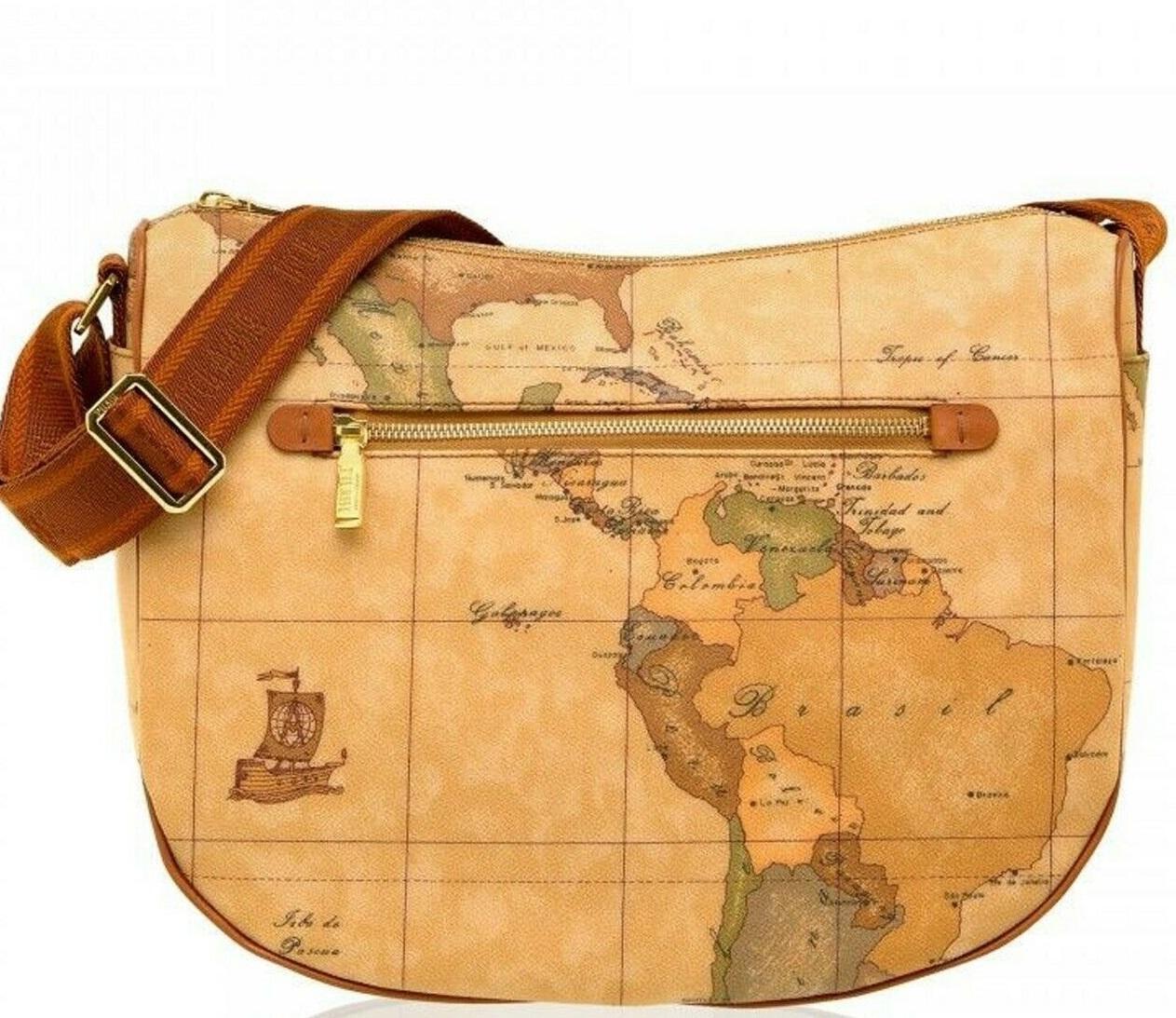 strap and pocket view