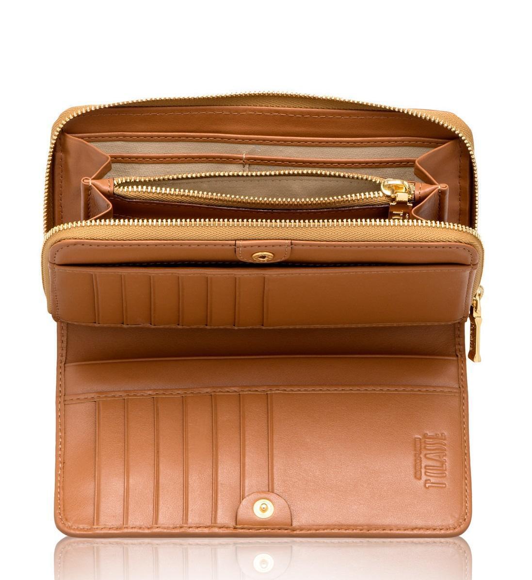 long-wallet interior