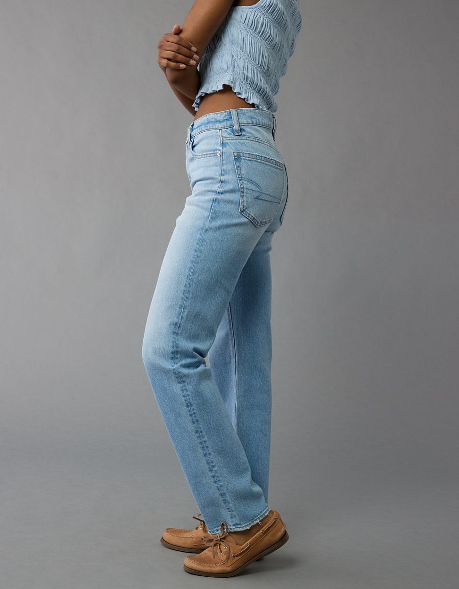 Side view showing the slim-straight line