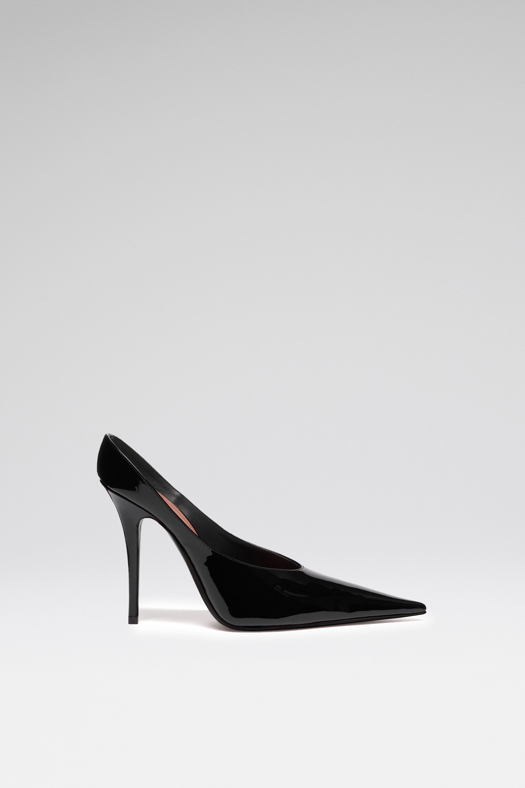 Anok Mule 105