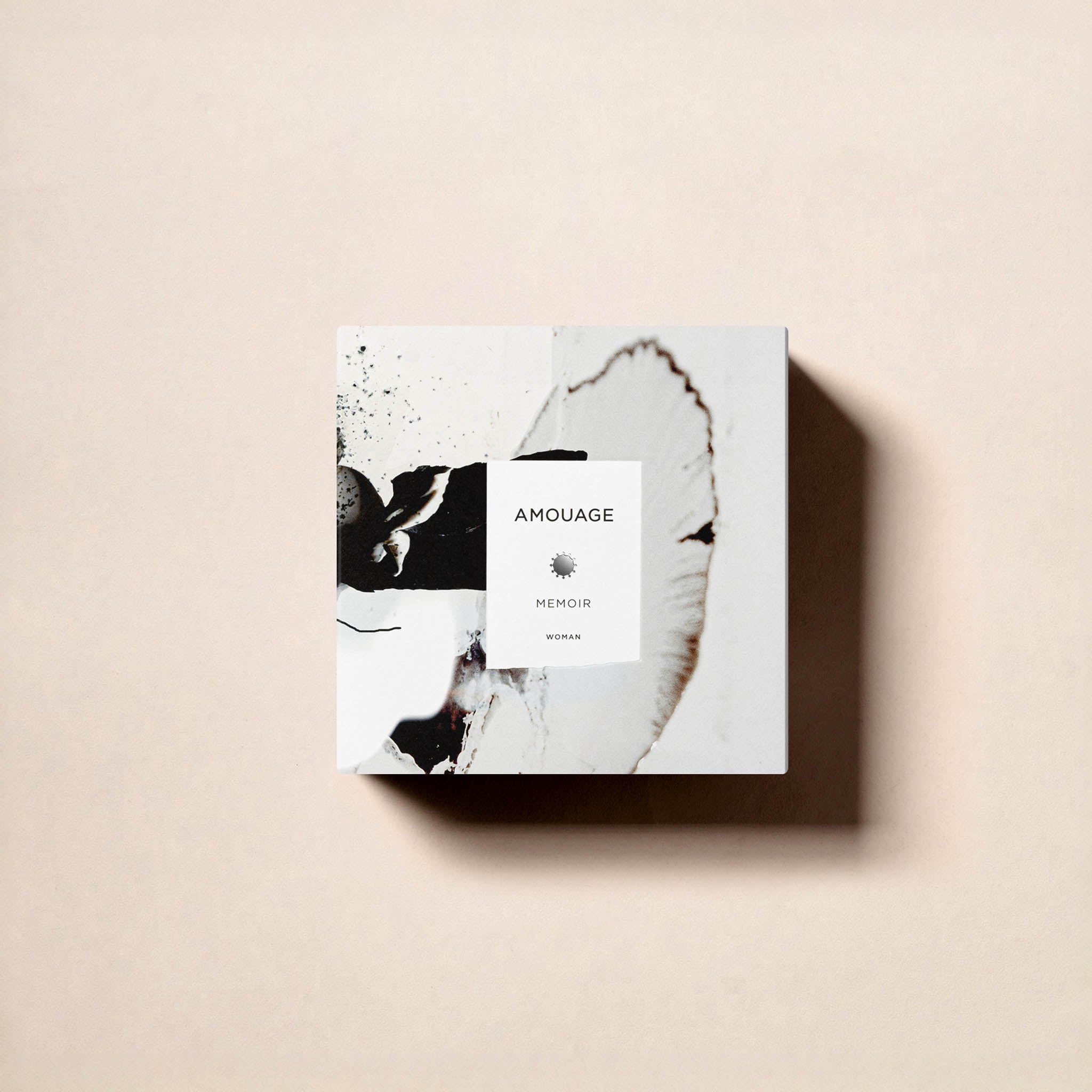Memoir Woman presentation box