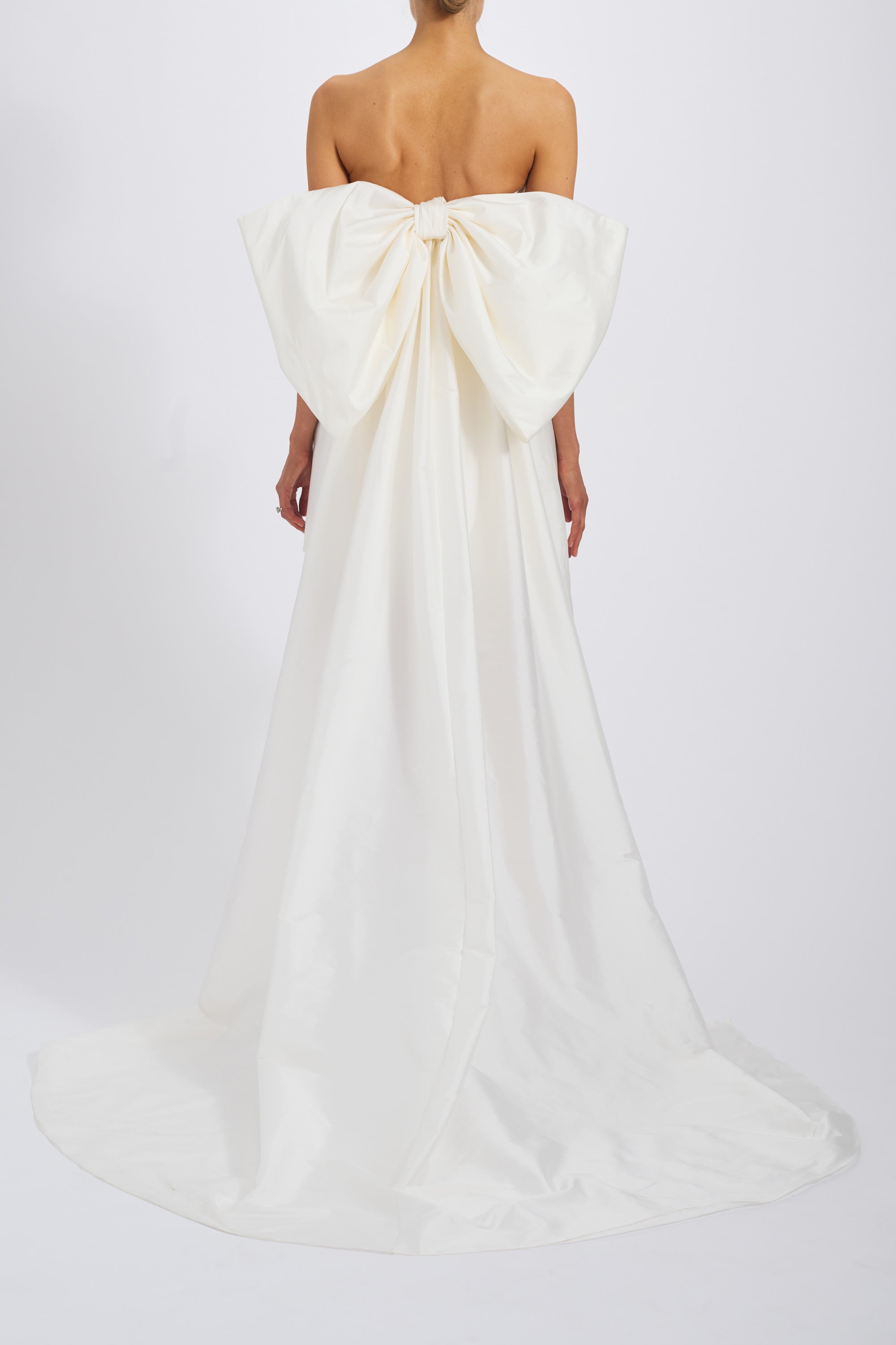 Back view from the official product gallery