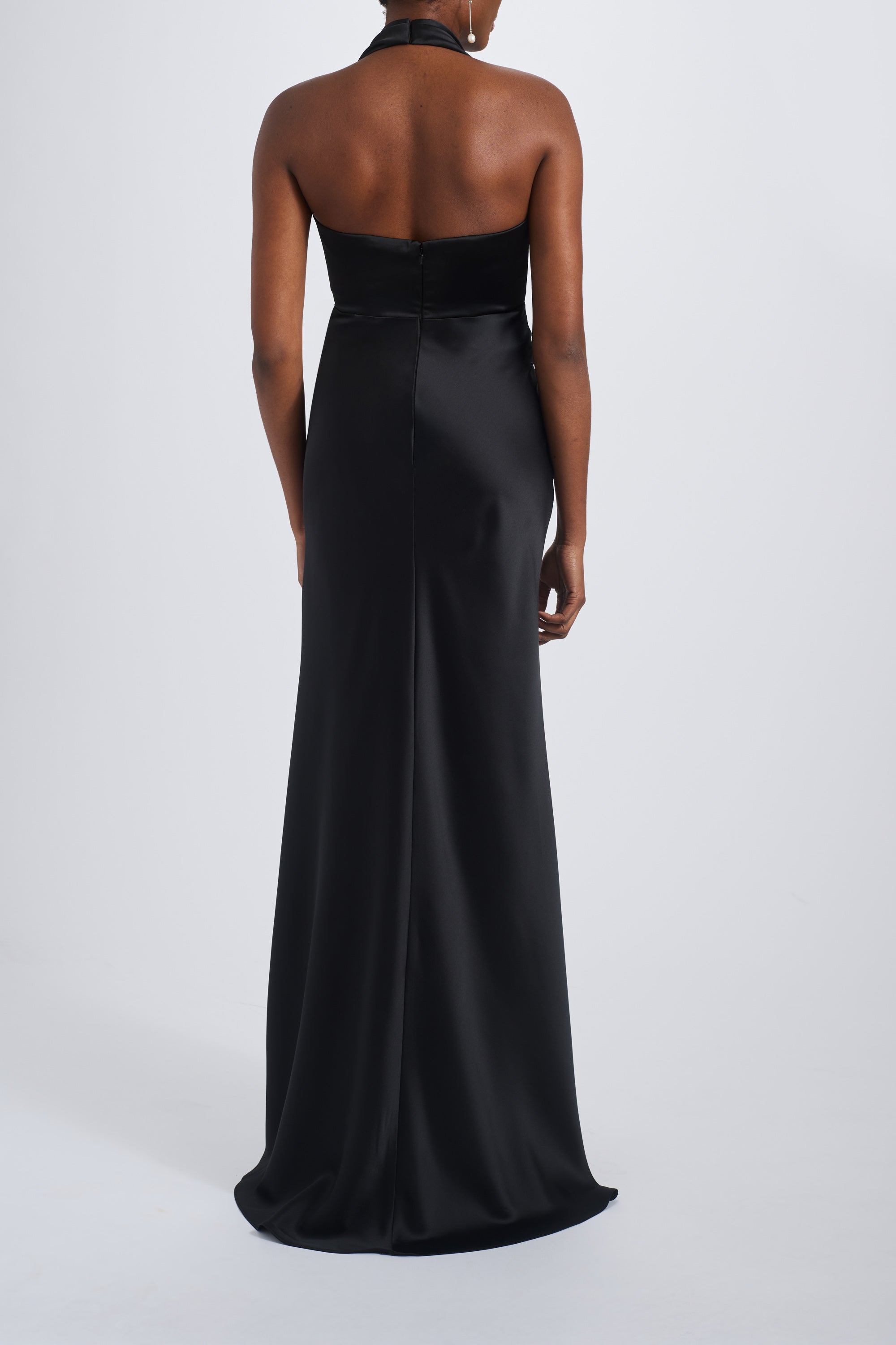 Back view from the official product gallery