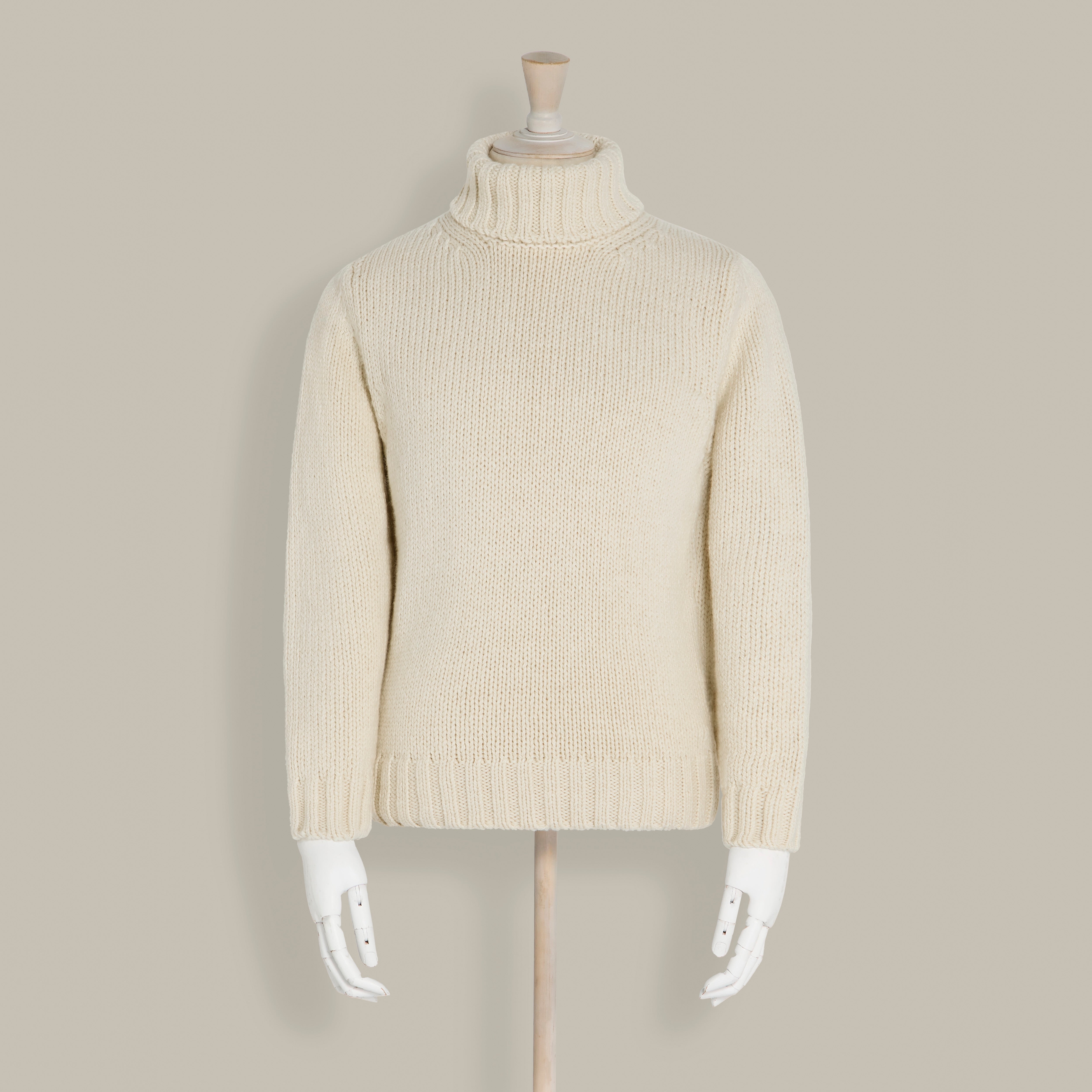 1Ply Cashmere Roll Neck Sweater