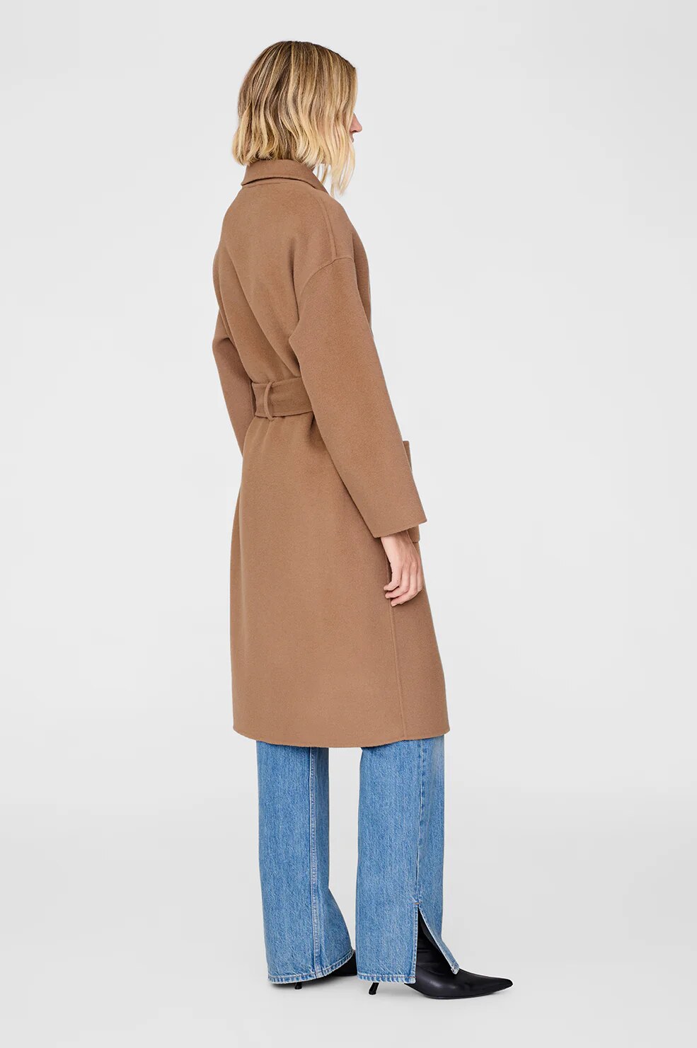 belted styling