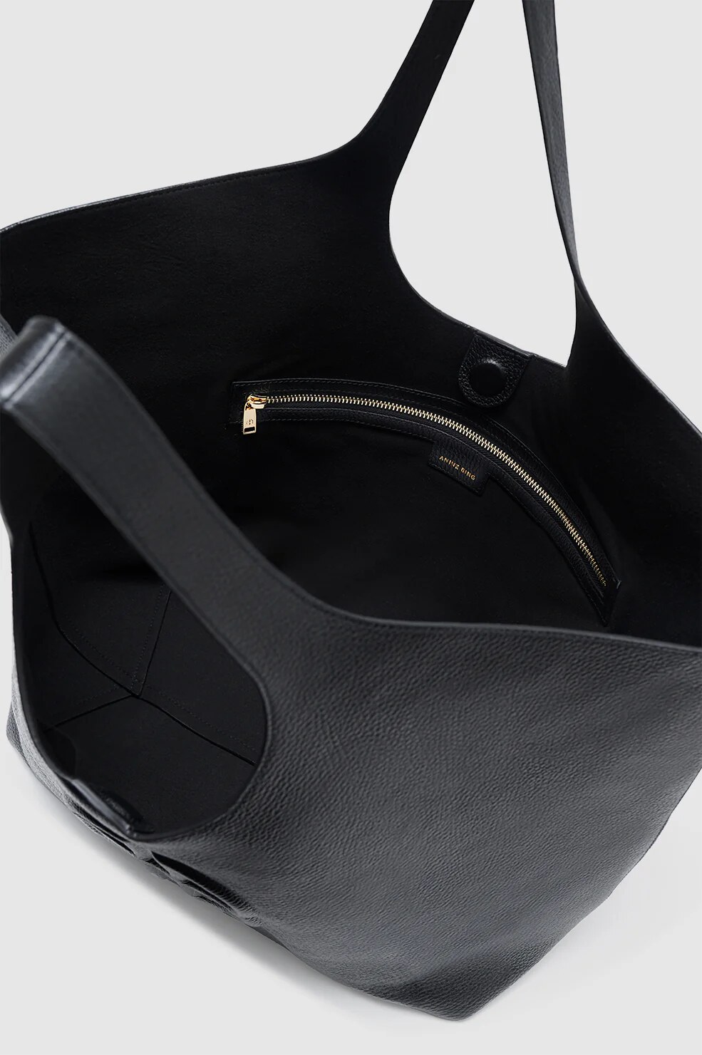 interior pocket detail