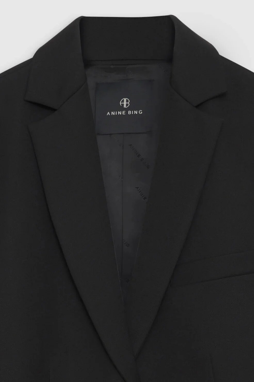 tailored shoulder detail