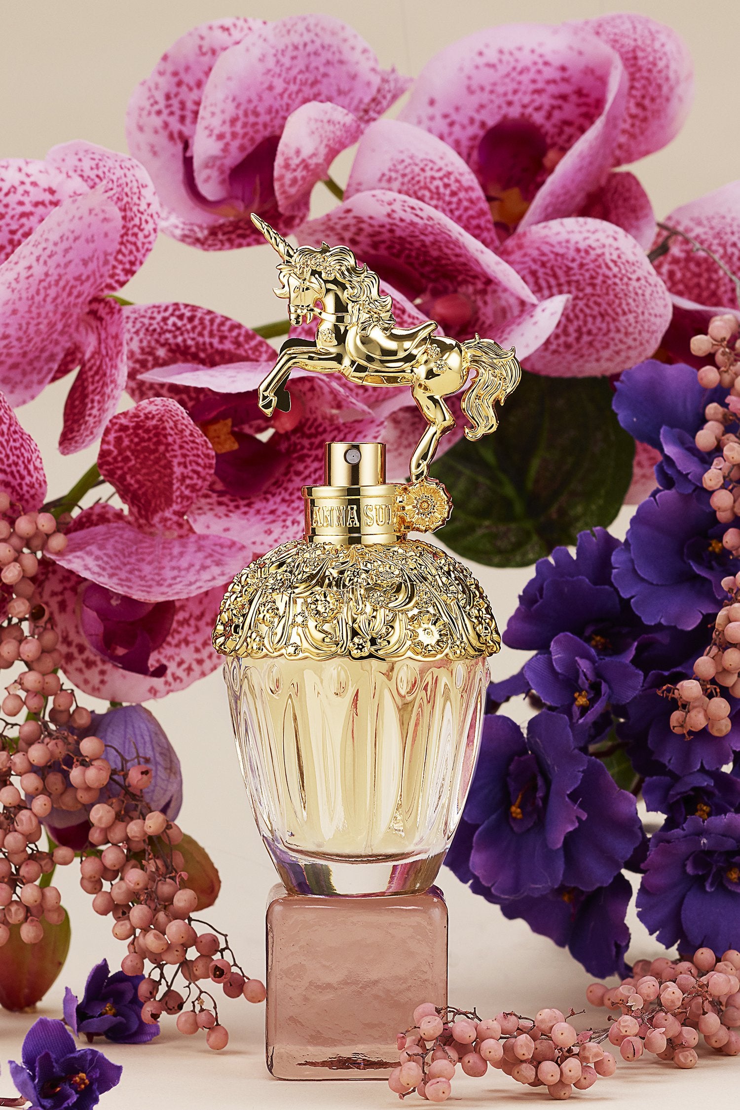 Fantasia Eau de Toilette detail 3