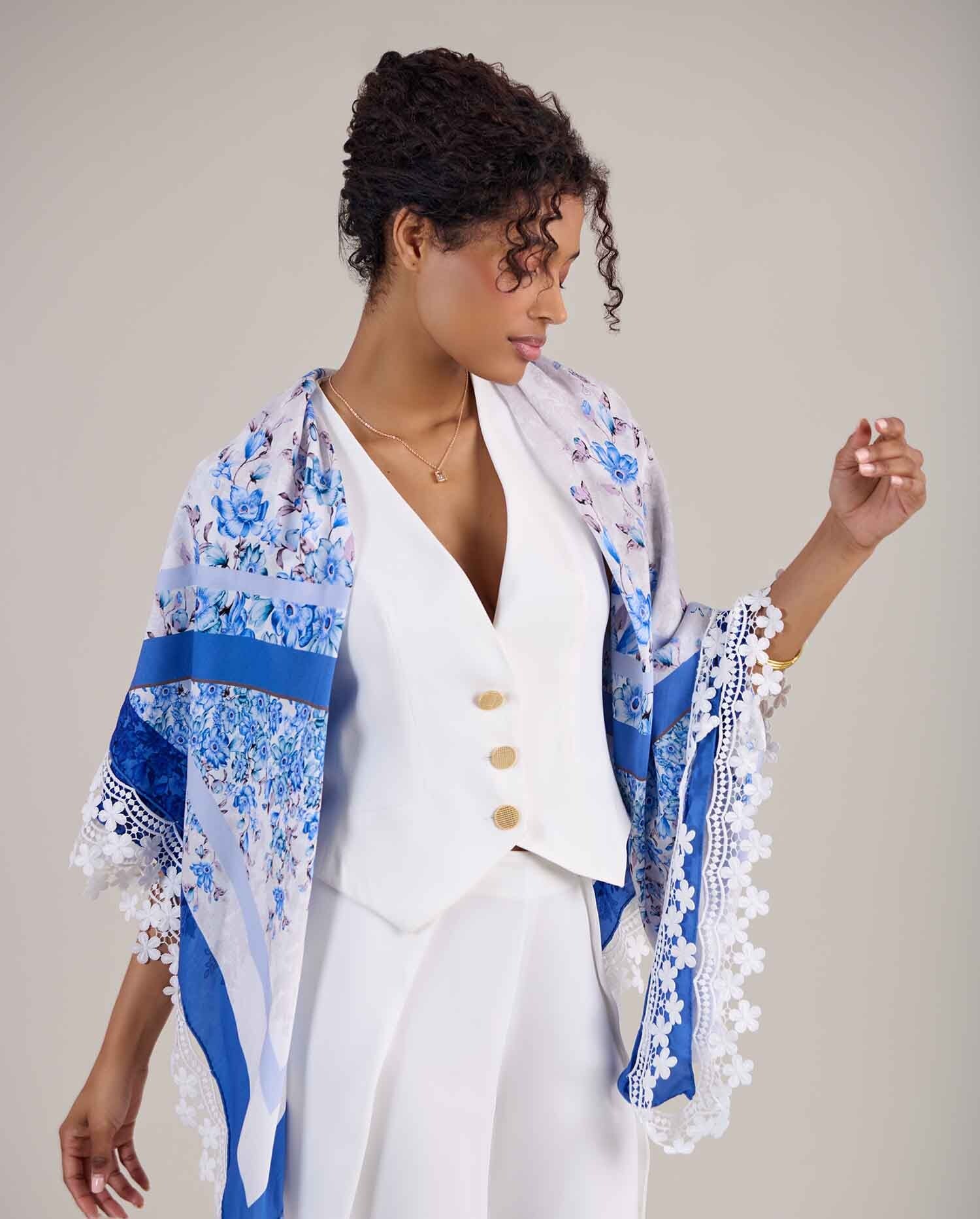 Varinia Scarf