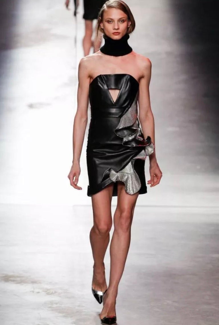 Runway reference of the Fall 2014 look
