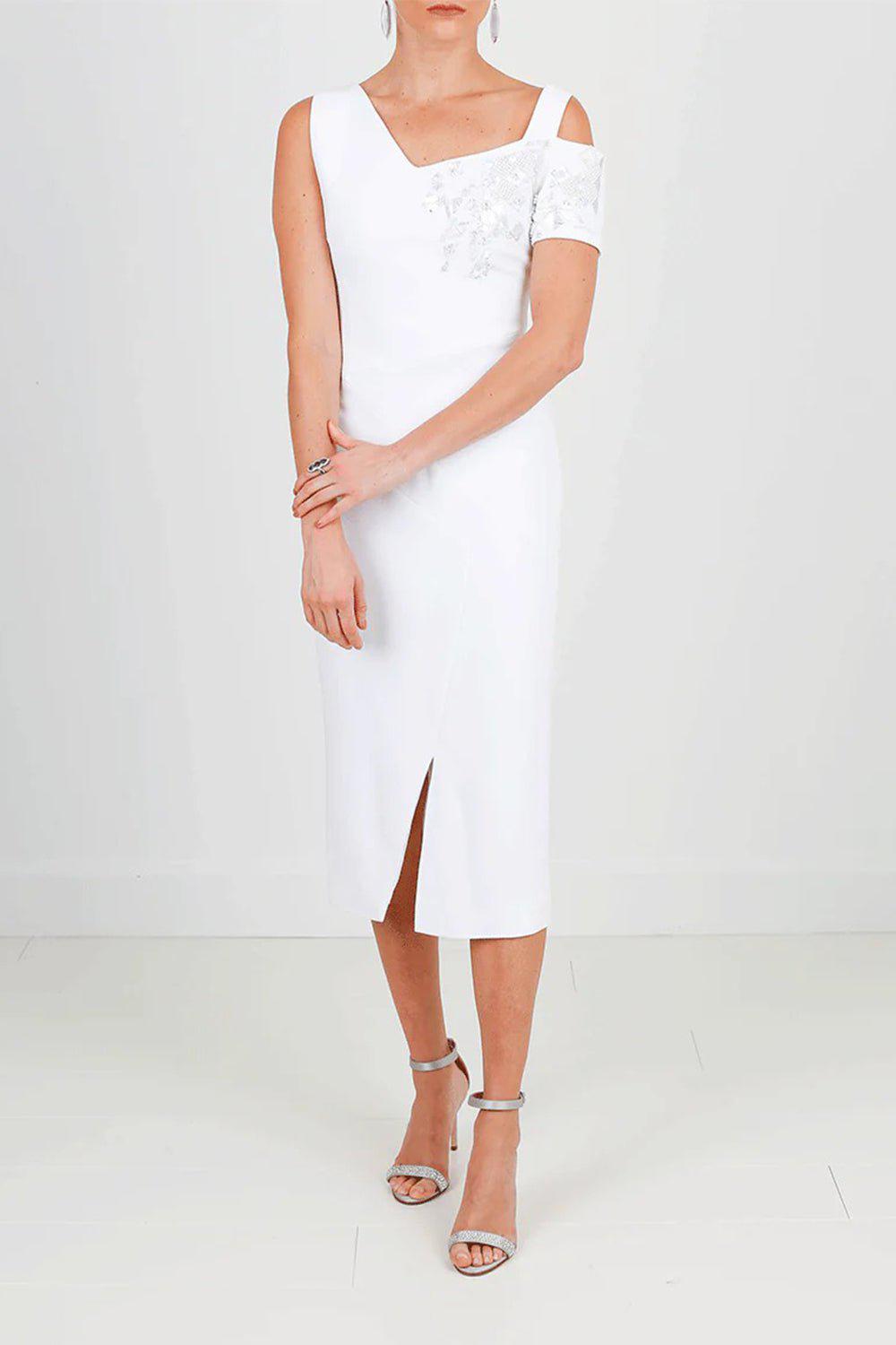 On-body proportion showing the slim fit and front slit