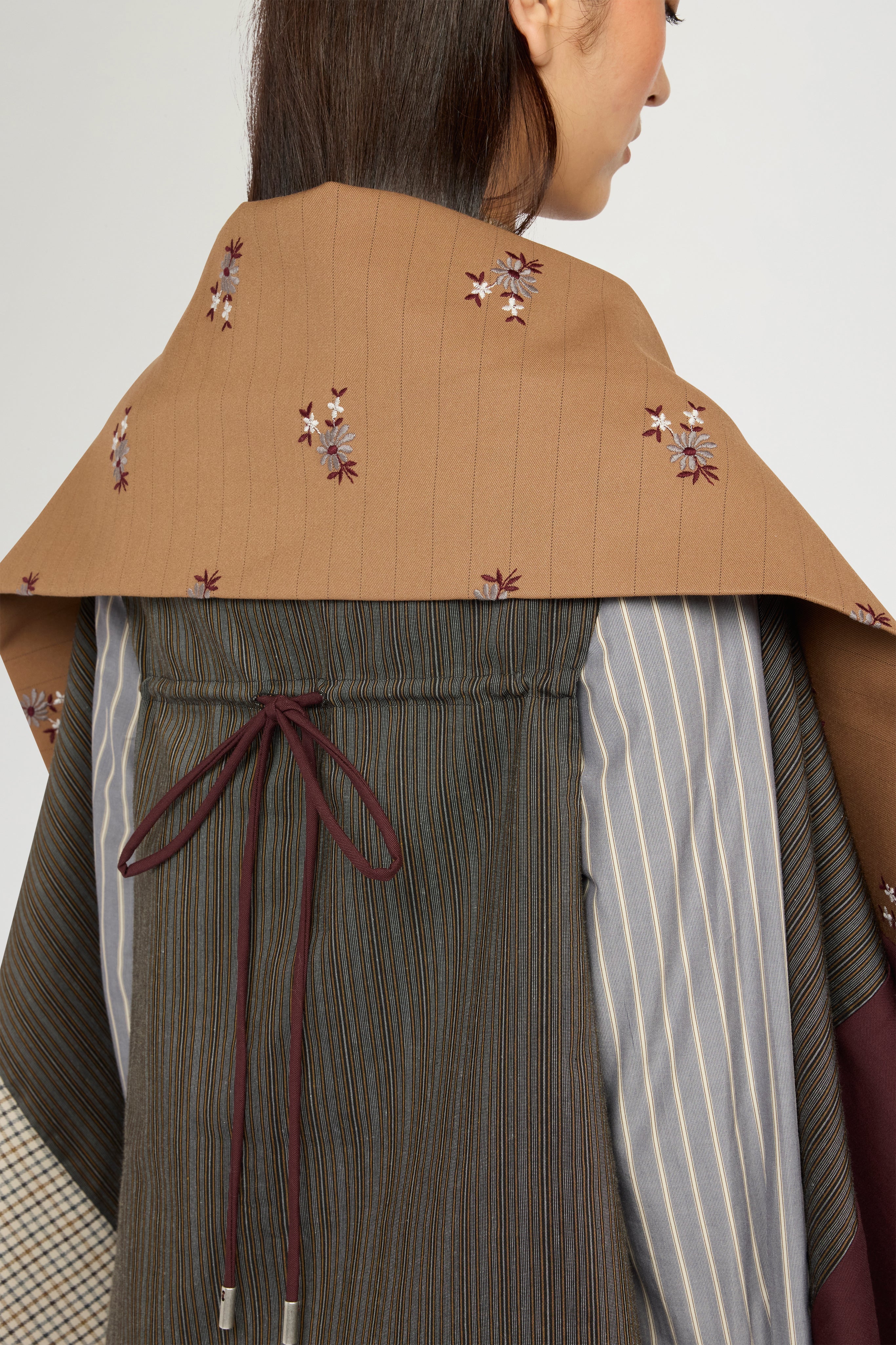 mixed-print Gavoi fabric detail