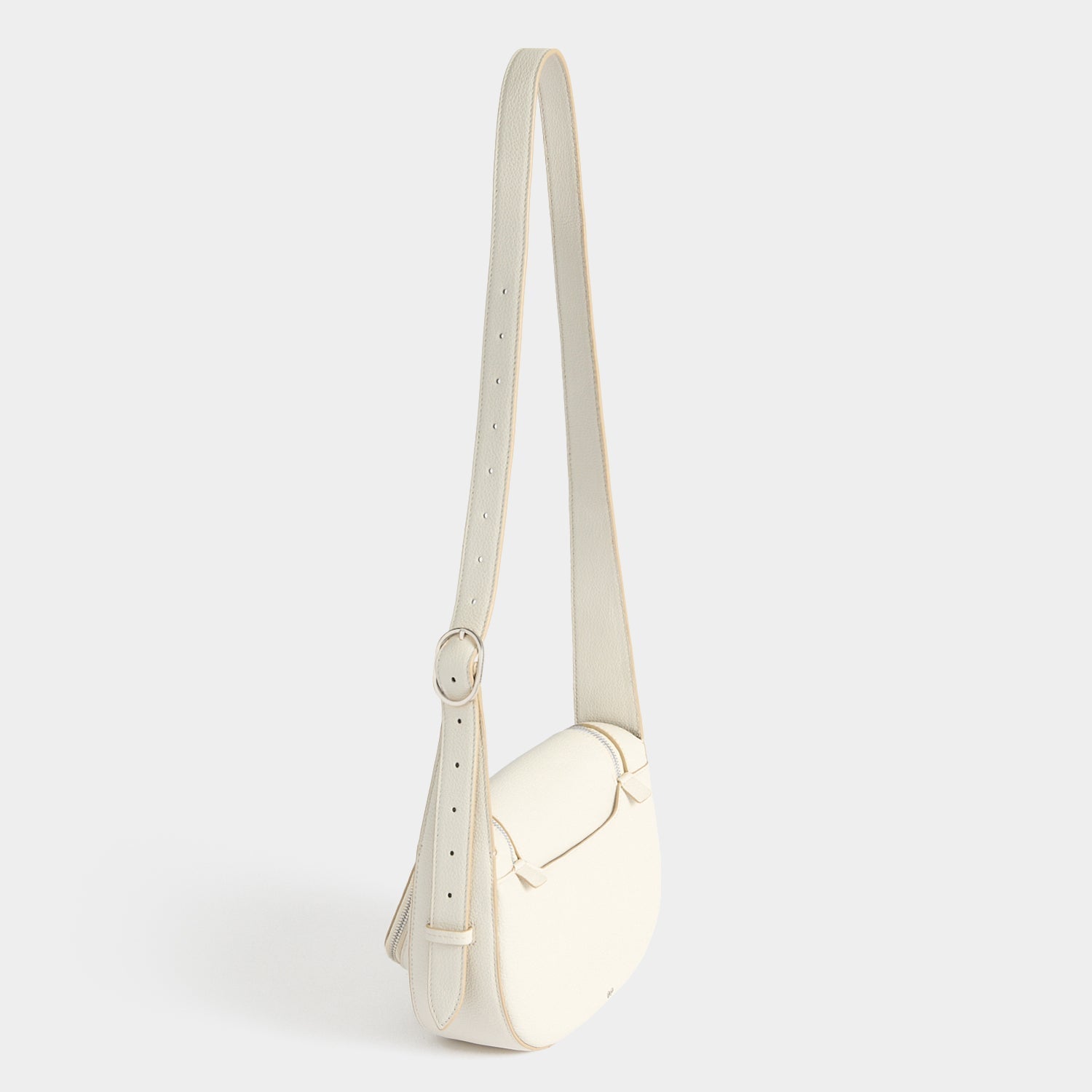 Rear view with adjustable strap and clean pocketing