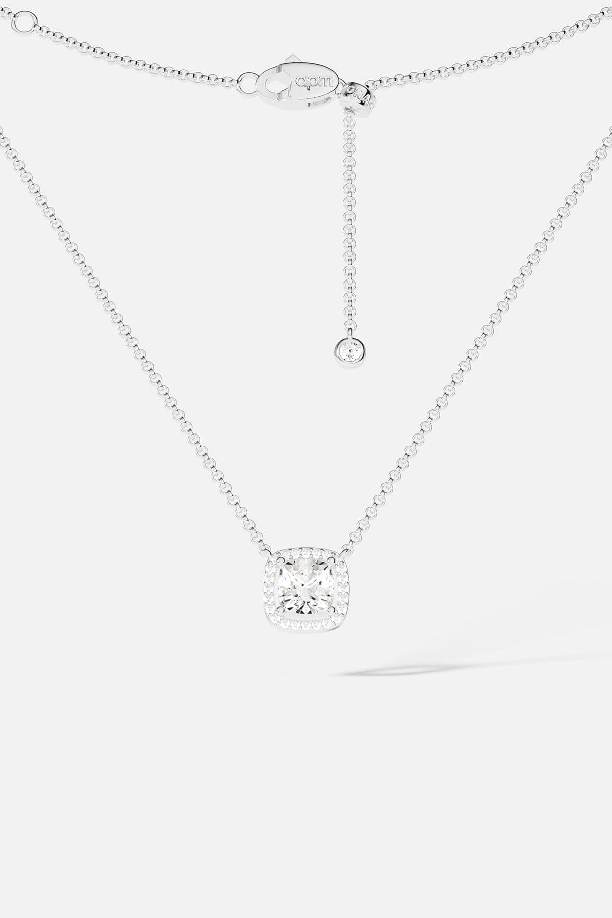 Necklace Éclat from the same official line