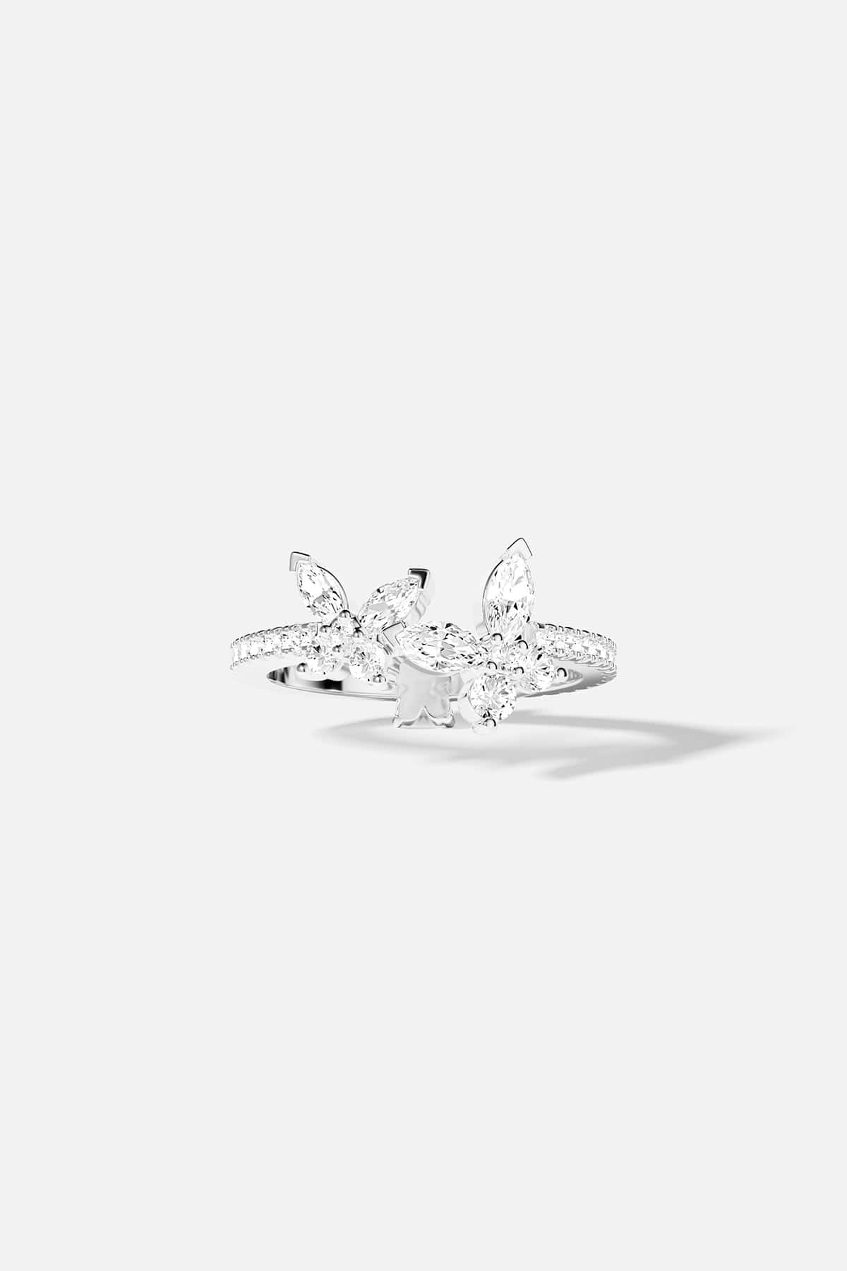 Ring Papillon from the same official line