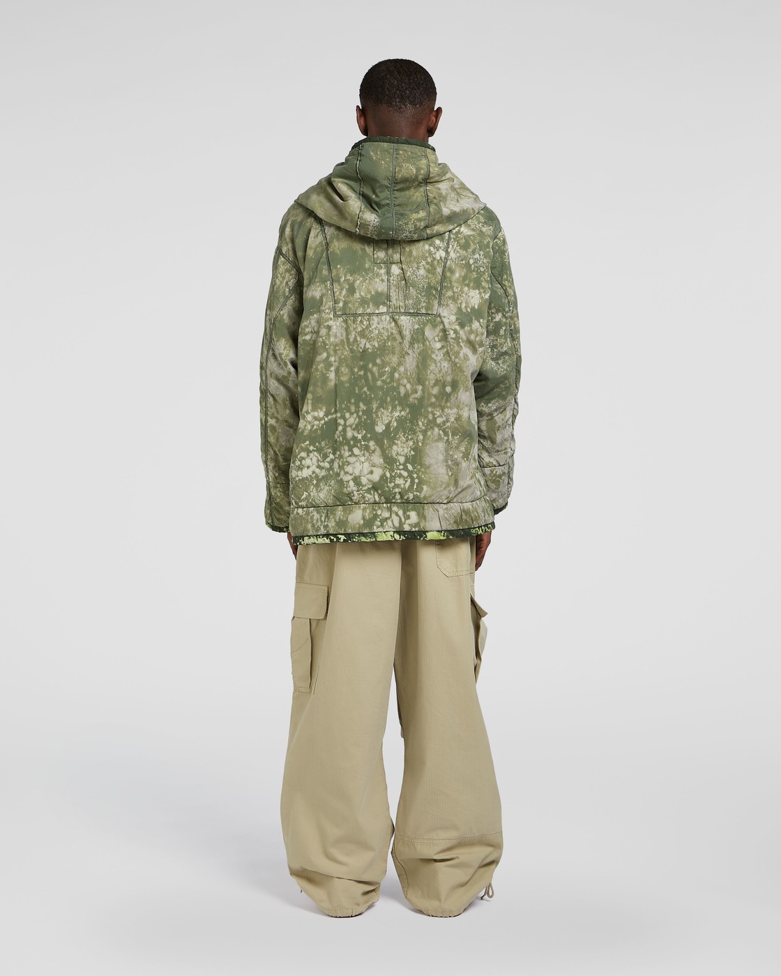 CM1-4 Silk Anorak (TREATED), model/detail 05 view