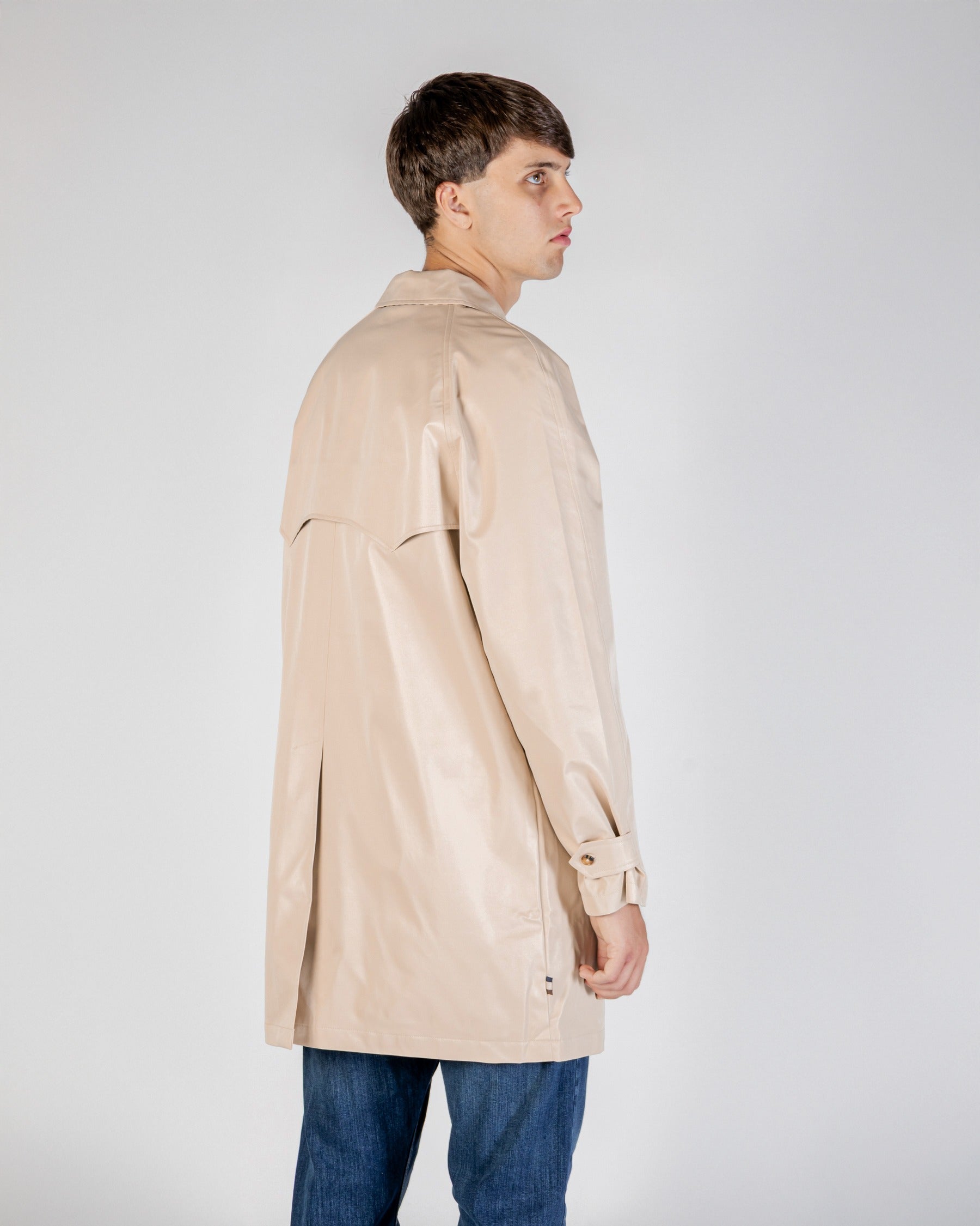 Sleeve-tab detail and clean cuff finishing