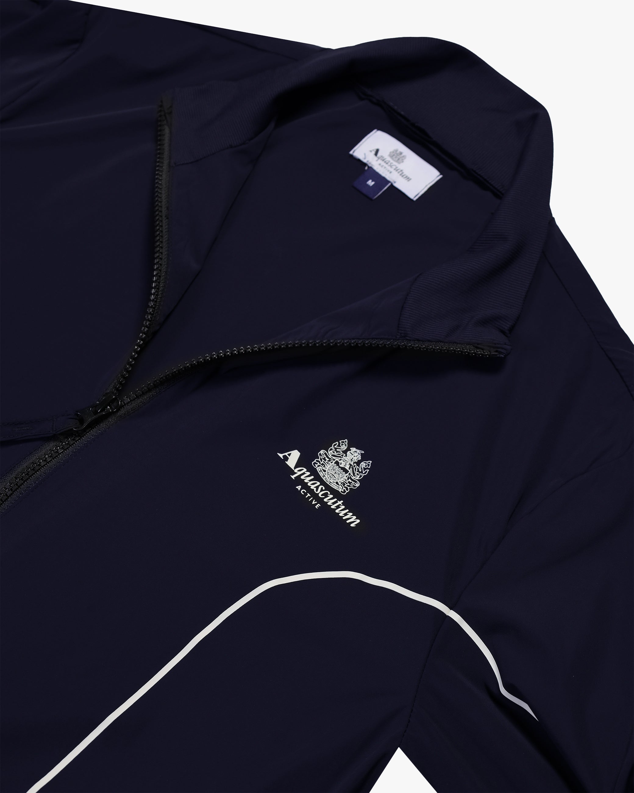 Club Check piping detail