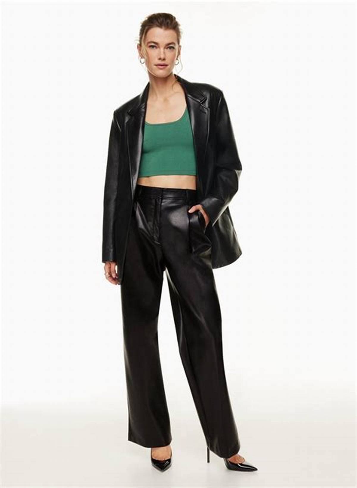 Babaton SCULPT KNIT SQUARENECK CROPPED TANK | Aritzia US