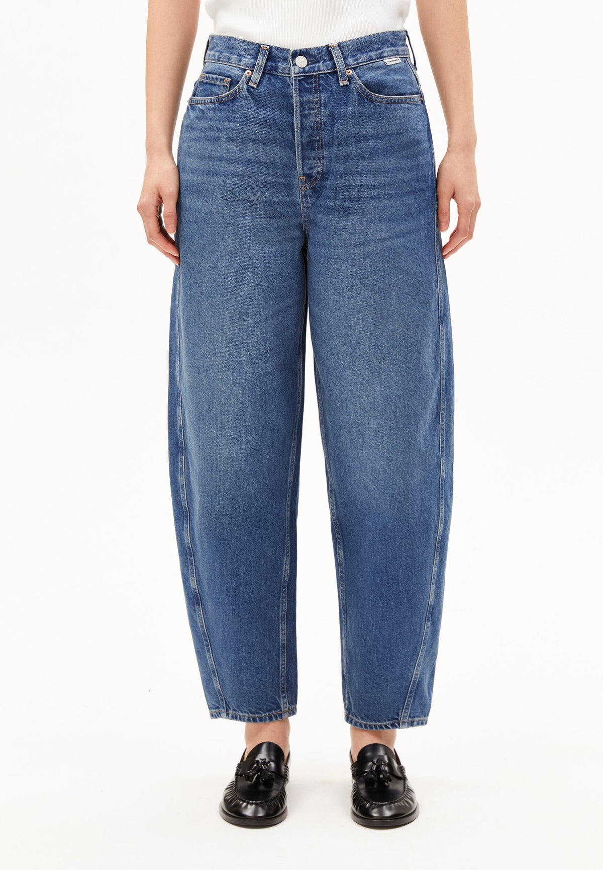 BAARLY Barrel Jean
